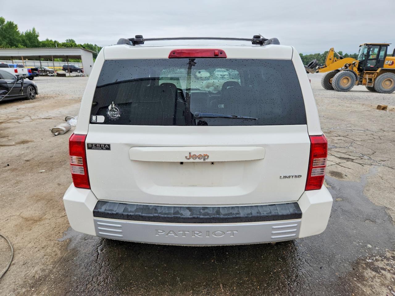 2007 Jeep Patriot Limited Белый vin: 1J8FT48W27D398079