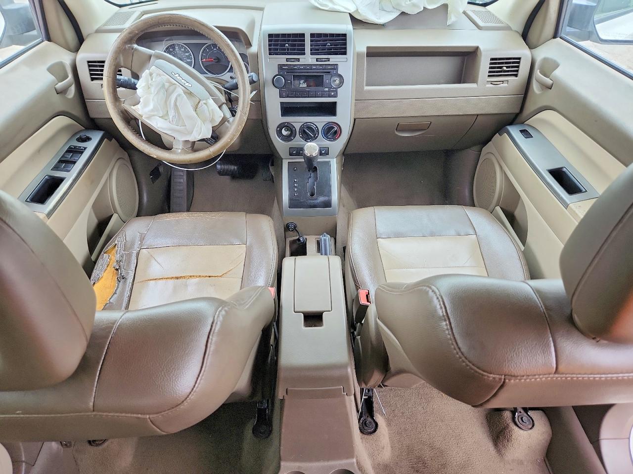 2007 Jeep Patriot Limited Белый vin: 1J8FT48W27D398079