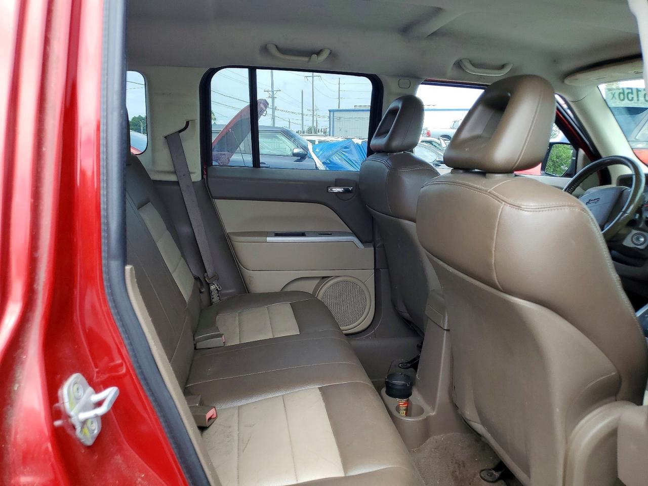 2008 Jeep Patriot Limited Burgundy vin: 1J8FT48W48D520717