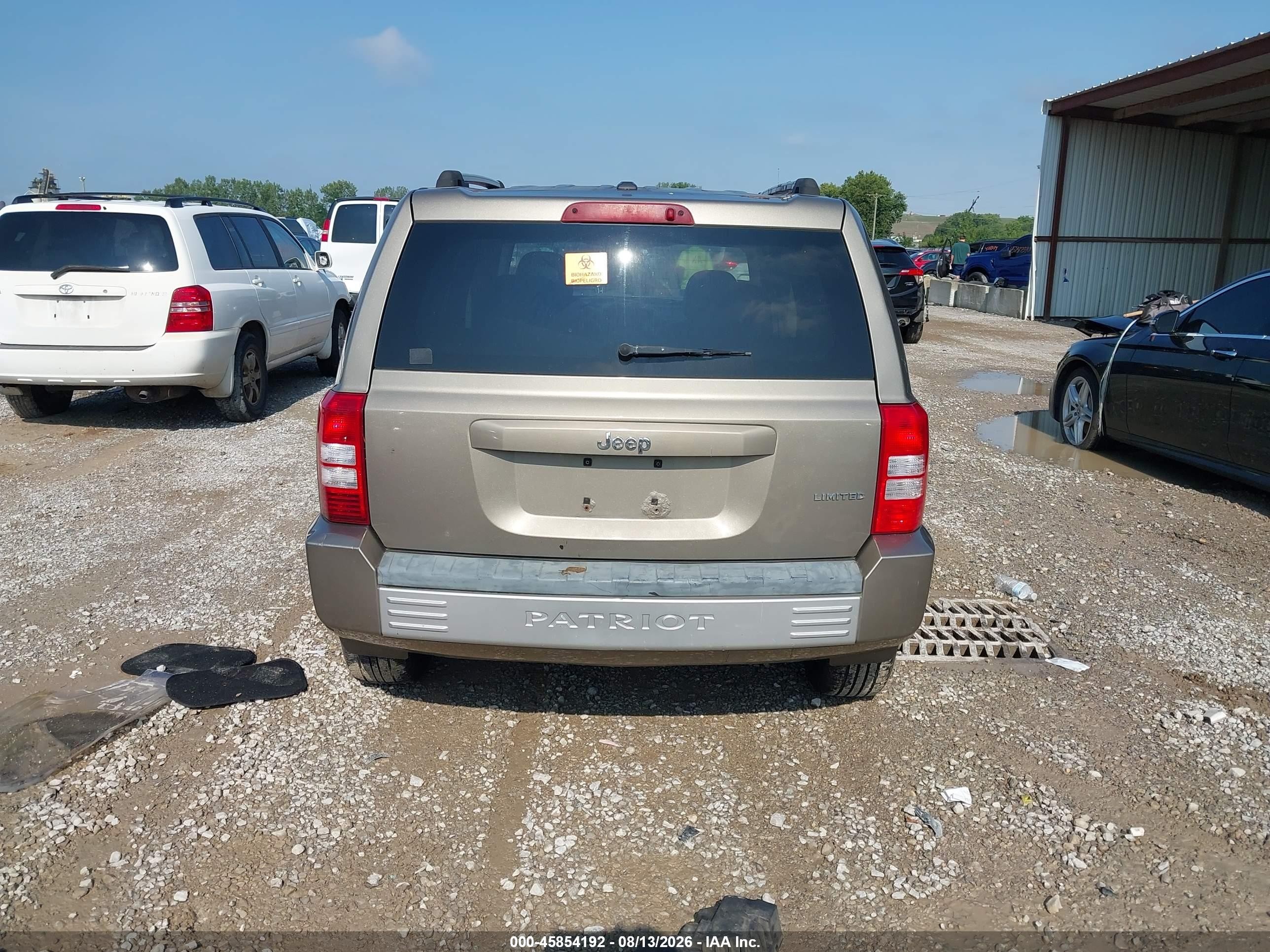 2008 Jeep Patriot Limited Gold vin: 1J8FT48W78D558233