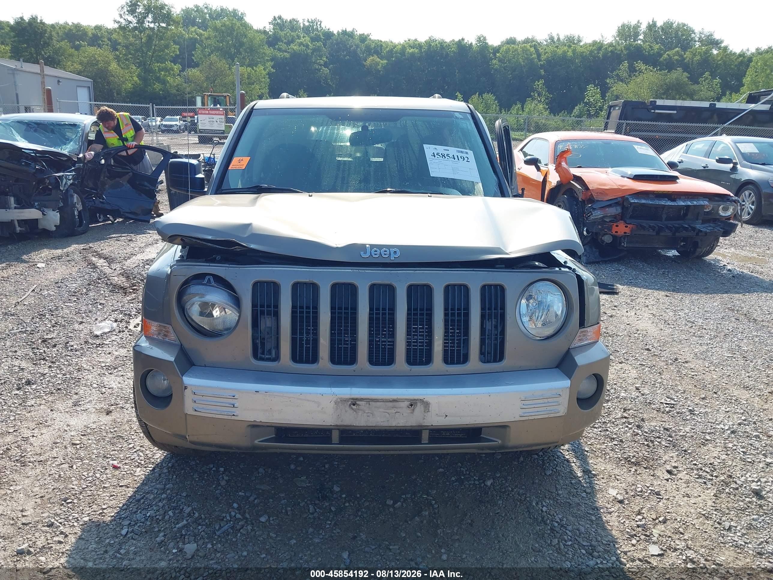 2008 Jeep Patriot Limited Gold vin: 1J8FT48W78D558233