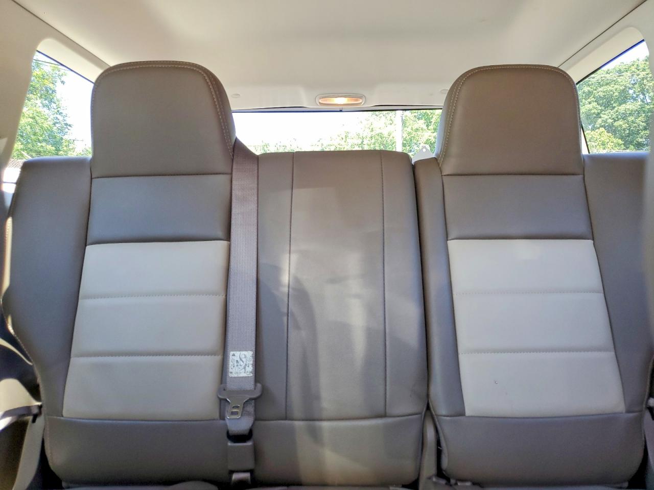 2008 Jeep Patriot Limited Золотой vin: 1J8FT48WX8D592229