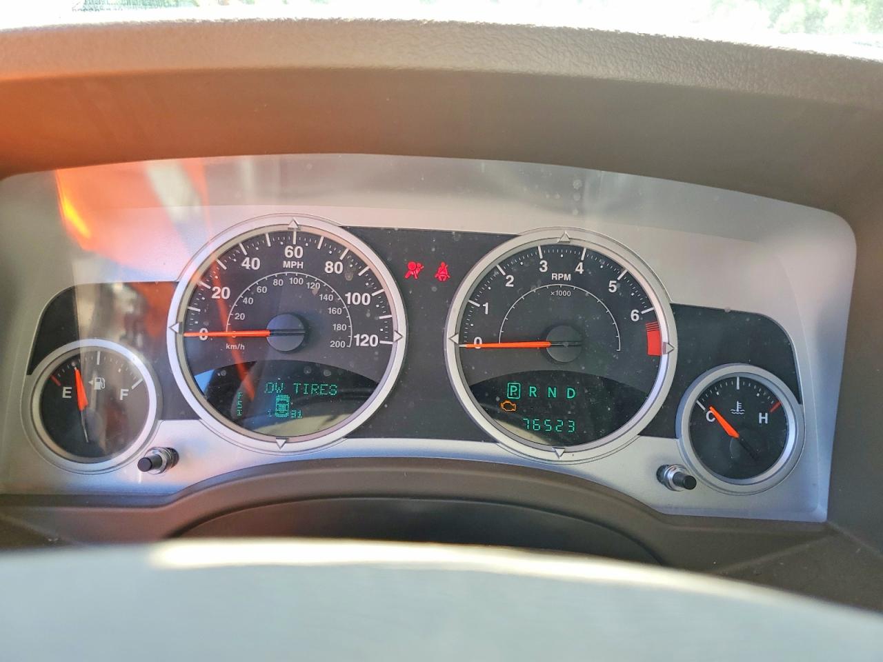 2008 Jeep Patriot Limited Золотой vin: 1J8FT48WX8D592229