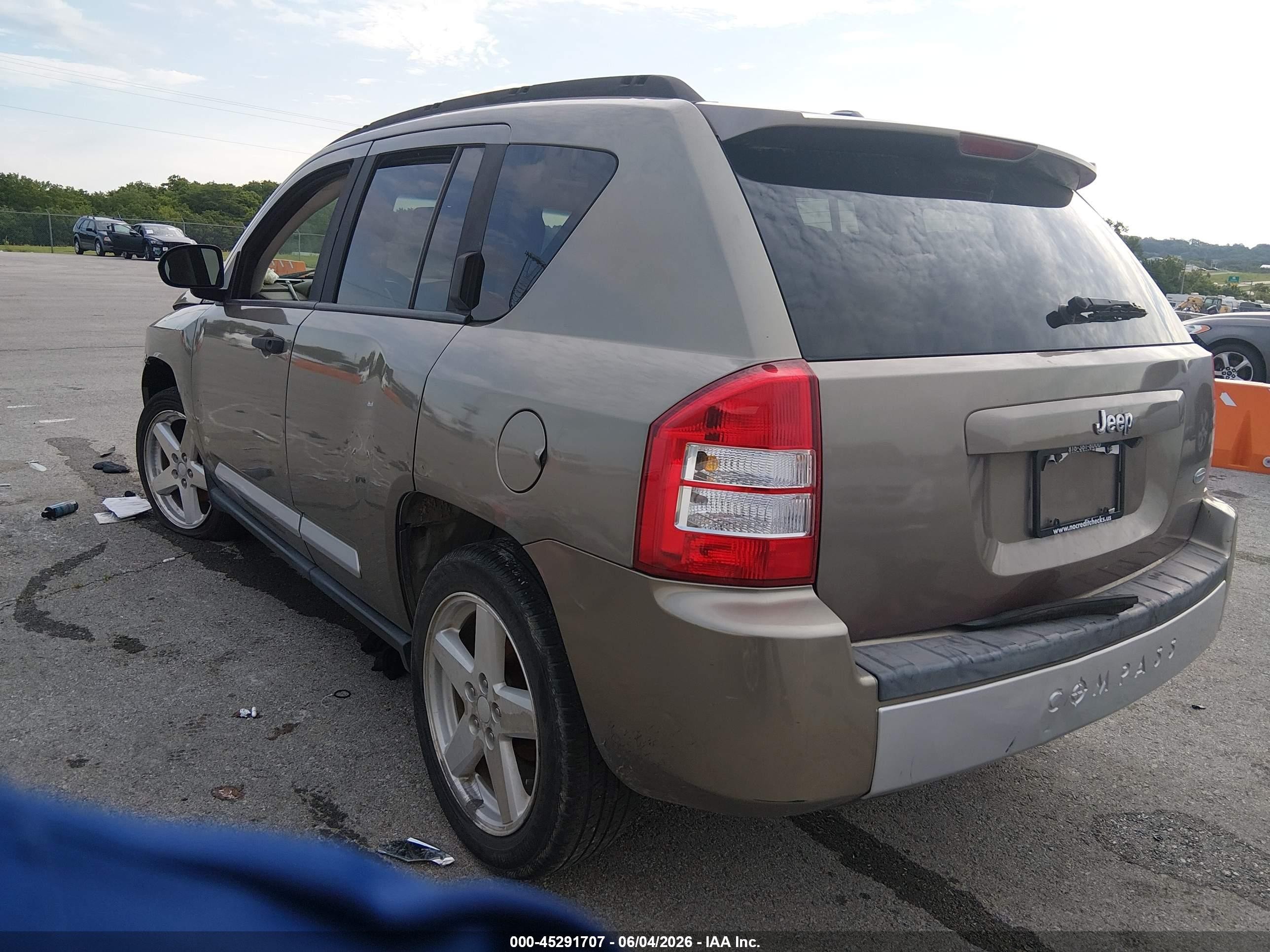 2007 Jeep Compass Limited Gold vin: 1J8FT57W27D192588