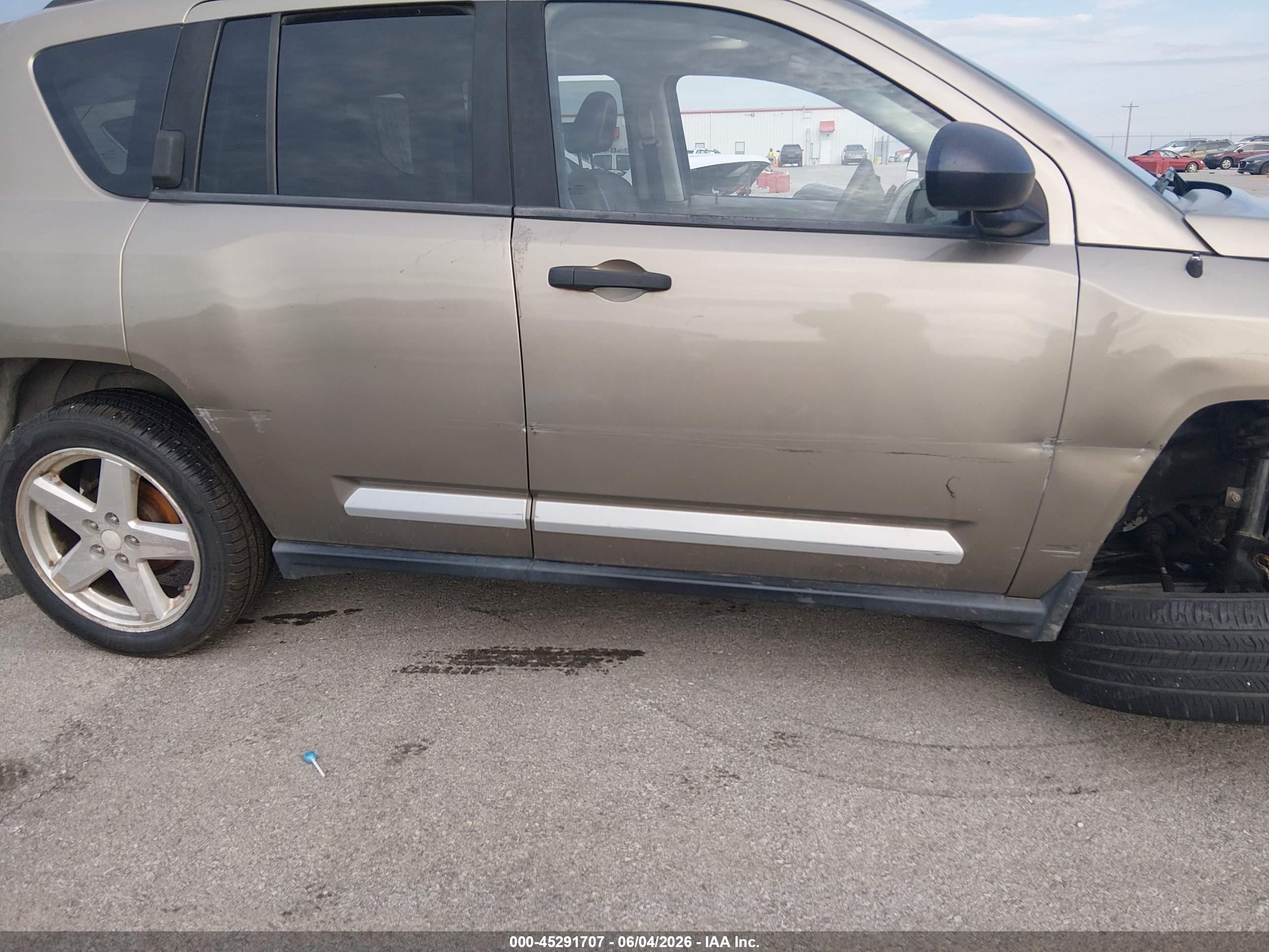 2007 Jeep Compass Limited Gold vin: 1J8FT57W27D192588