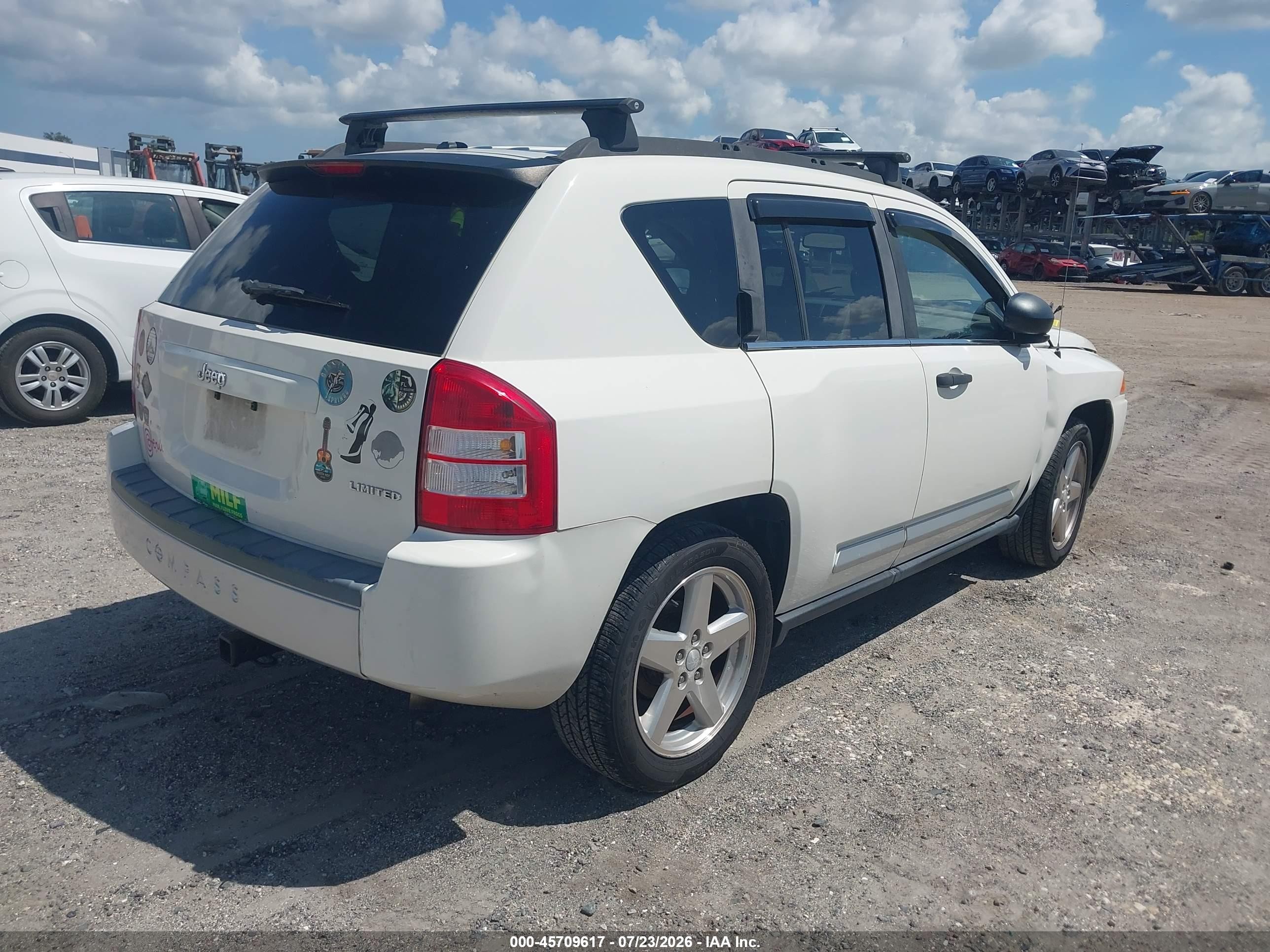 2008 Jeep Compass Limited White vin: 1J8FT57W38D637146