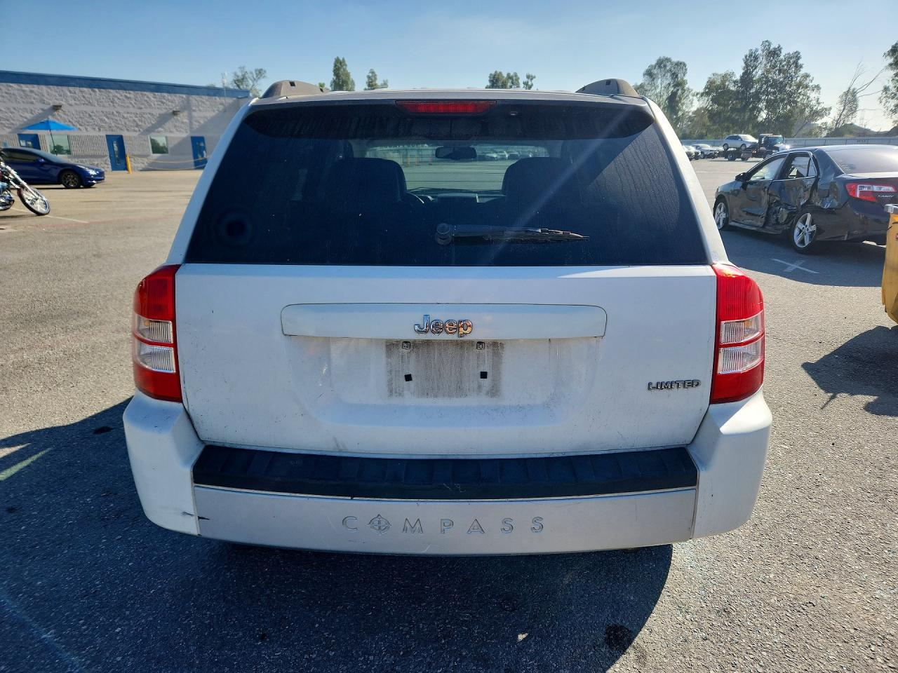 2007 Jeep Compass Limited White vin: 1J8FT57W47D245601