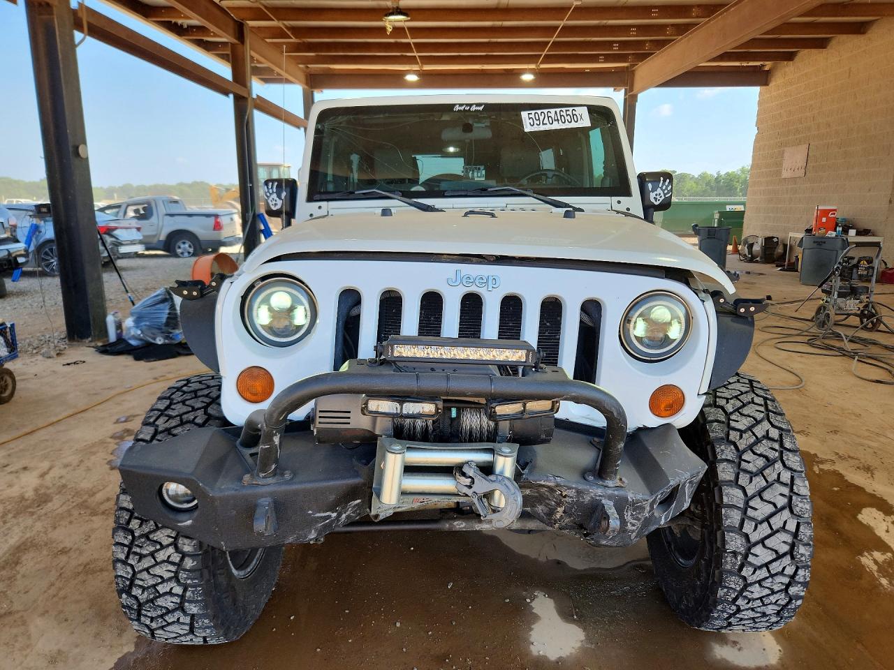 2009 Jeep Wrangler Unlimited X White vin: 1J8GA39119L711865