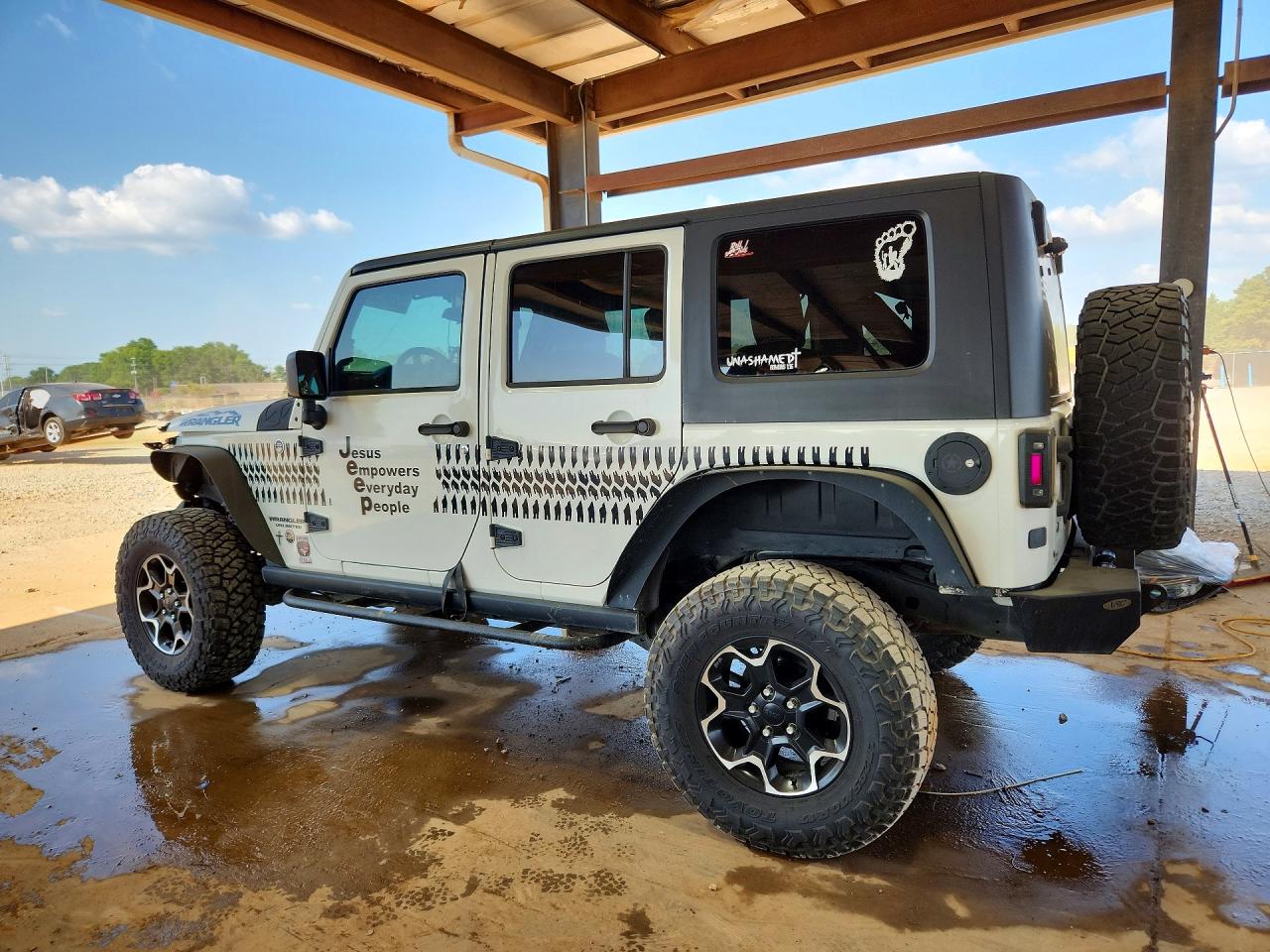 2009 Jeep Wrangler Unlimited X White vin: 1J8GA39119L711865
