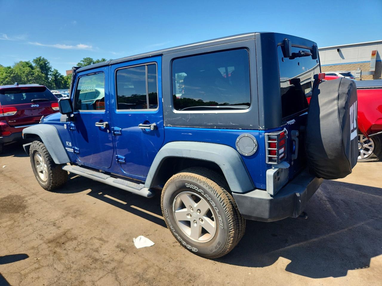 2009 Jeep Wrangler Unlimited X Blue vin: 1J8GA39159L729558
