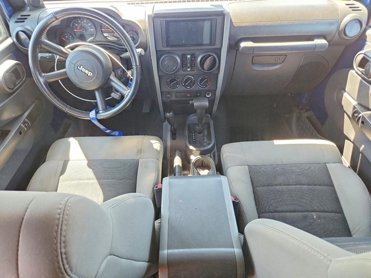 2009 Jeep Wrangler Unlimited X Blue vin: 1J8GA39159L729558