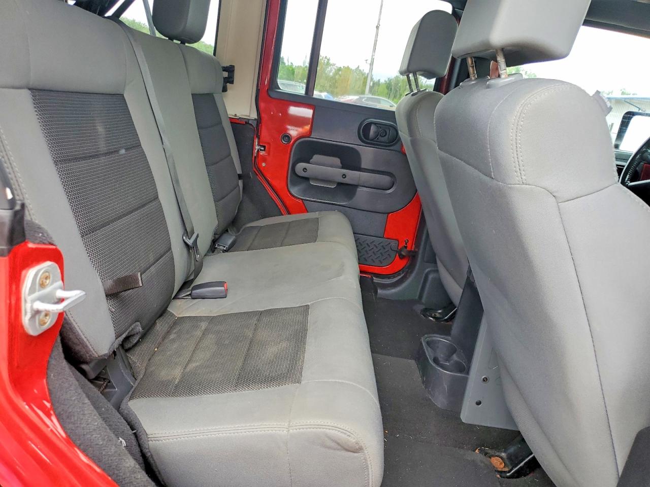 2008 Jeep Wrangler Unlimited X Red vin: 1J8GA39188L632837