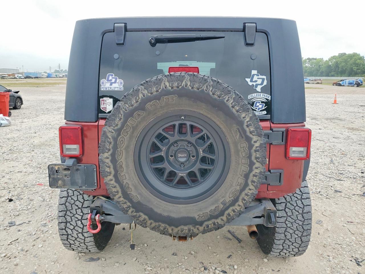 2008 Jeep Wrangler Unlimited Sahara Maroon vin: 1J8GA59108L600816
