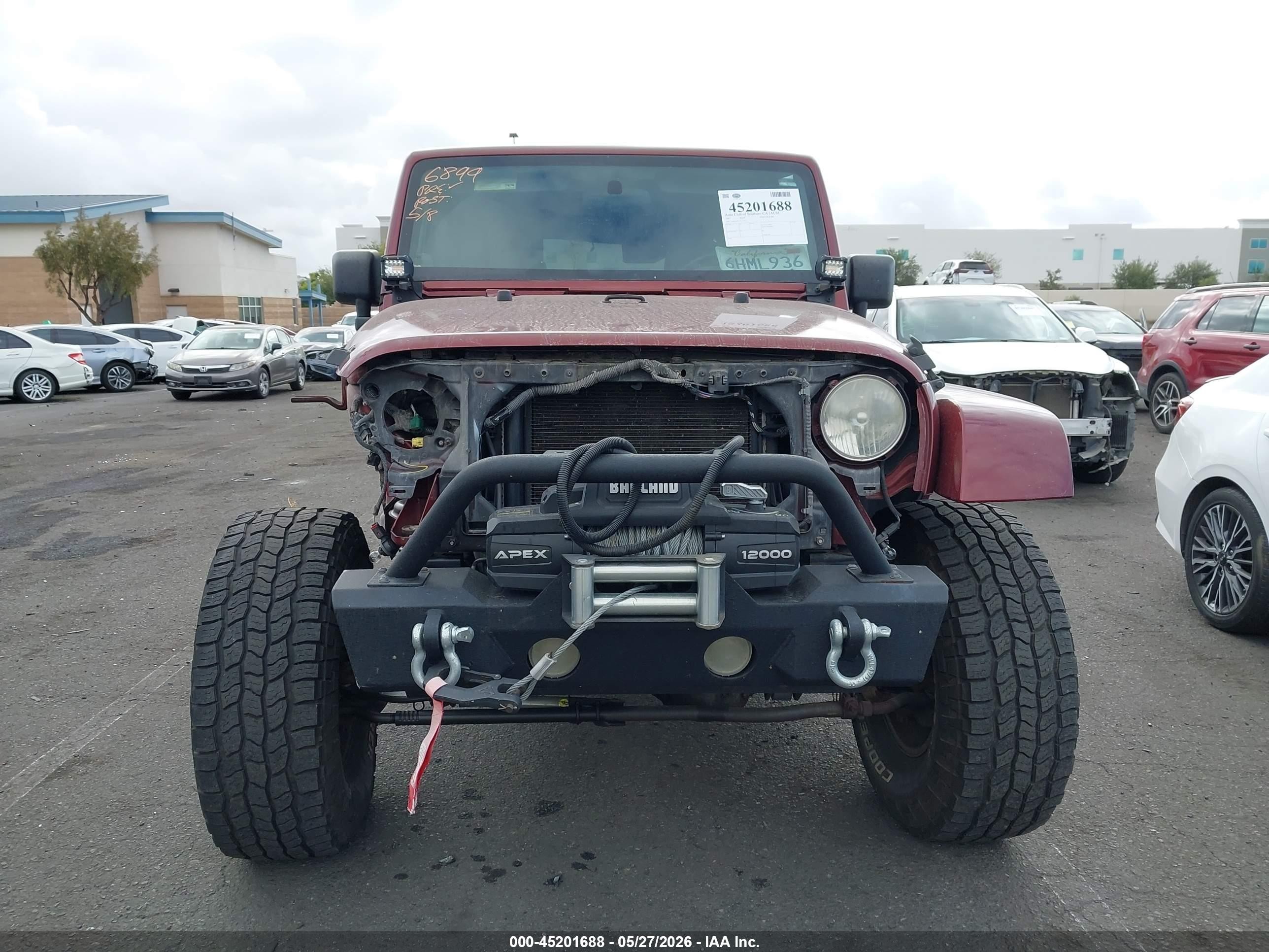 2007 Jeep Wrangler Unlimited Sahara Темно-бордовый vin: 1J8GA59117L117527
