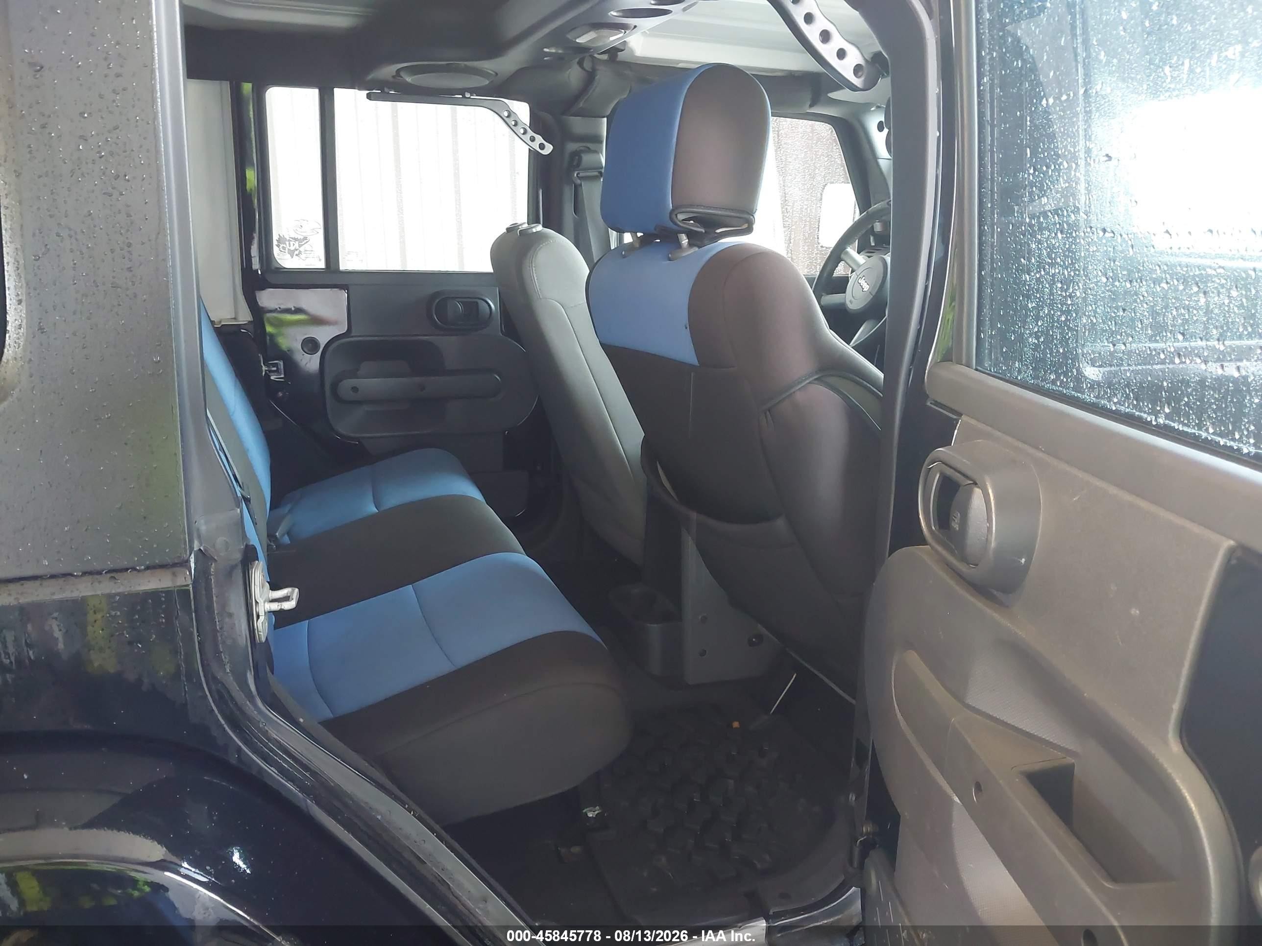 2008 Jeep Wrangler Unlimited Sahara Черный vin: 1J8GA59158L592955