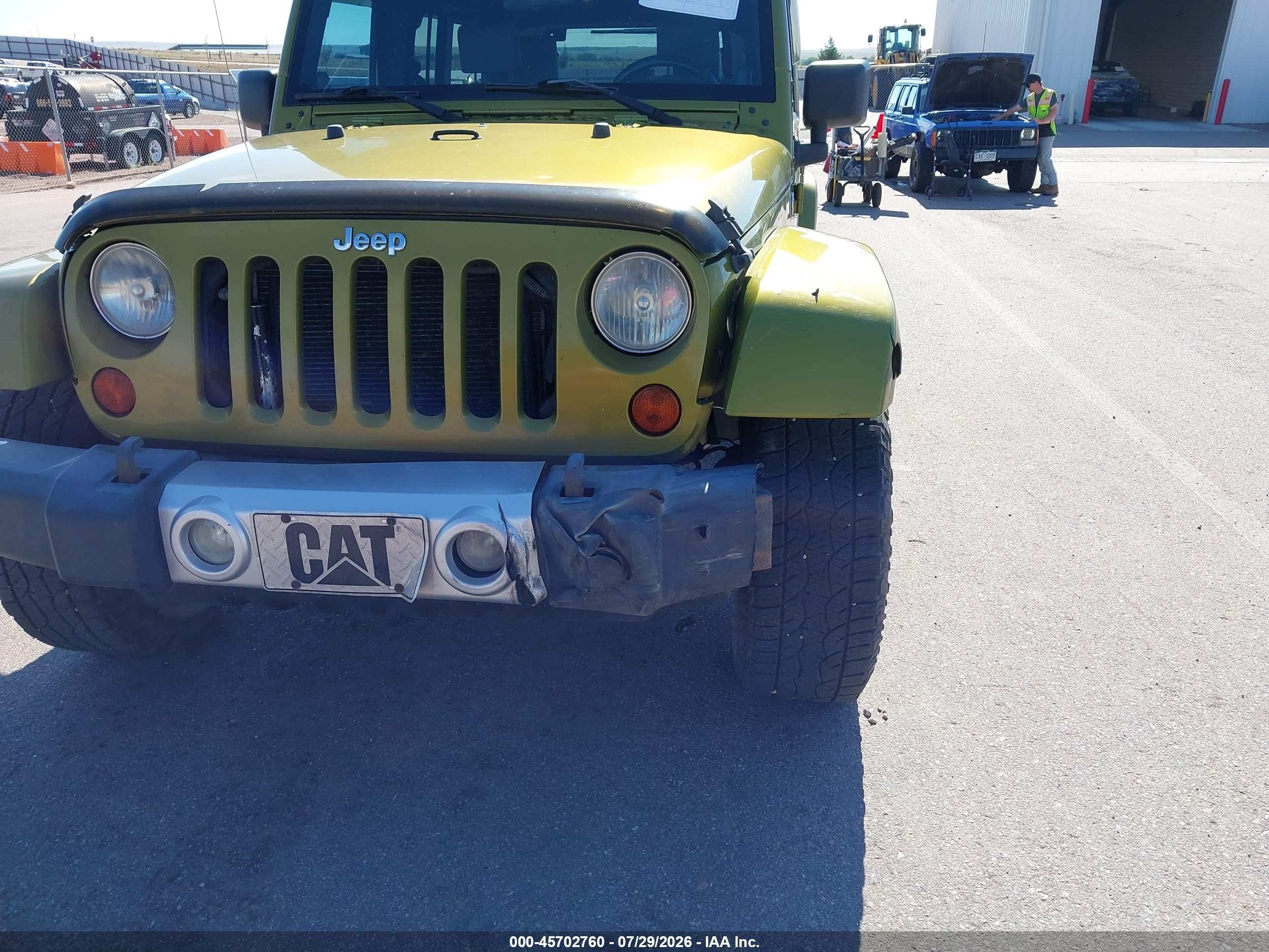 2008 Jeep Wrangler Unlimited Sahara Green vin: 1J8GA59168L599302