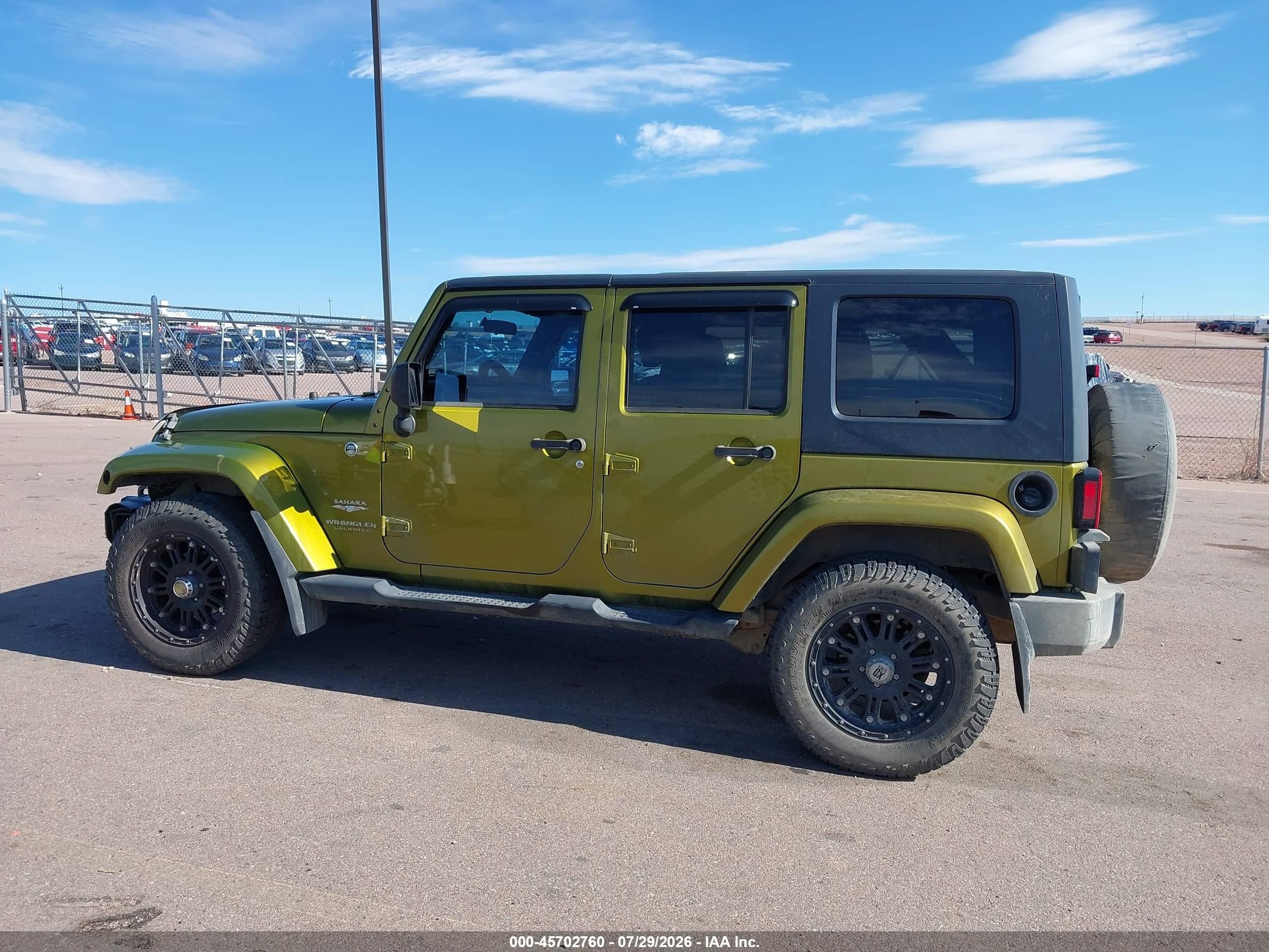 2008 Jeep Wrangler Unlimited Sahara Green vin: 1J8GA59168L599302