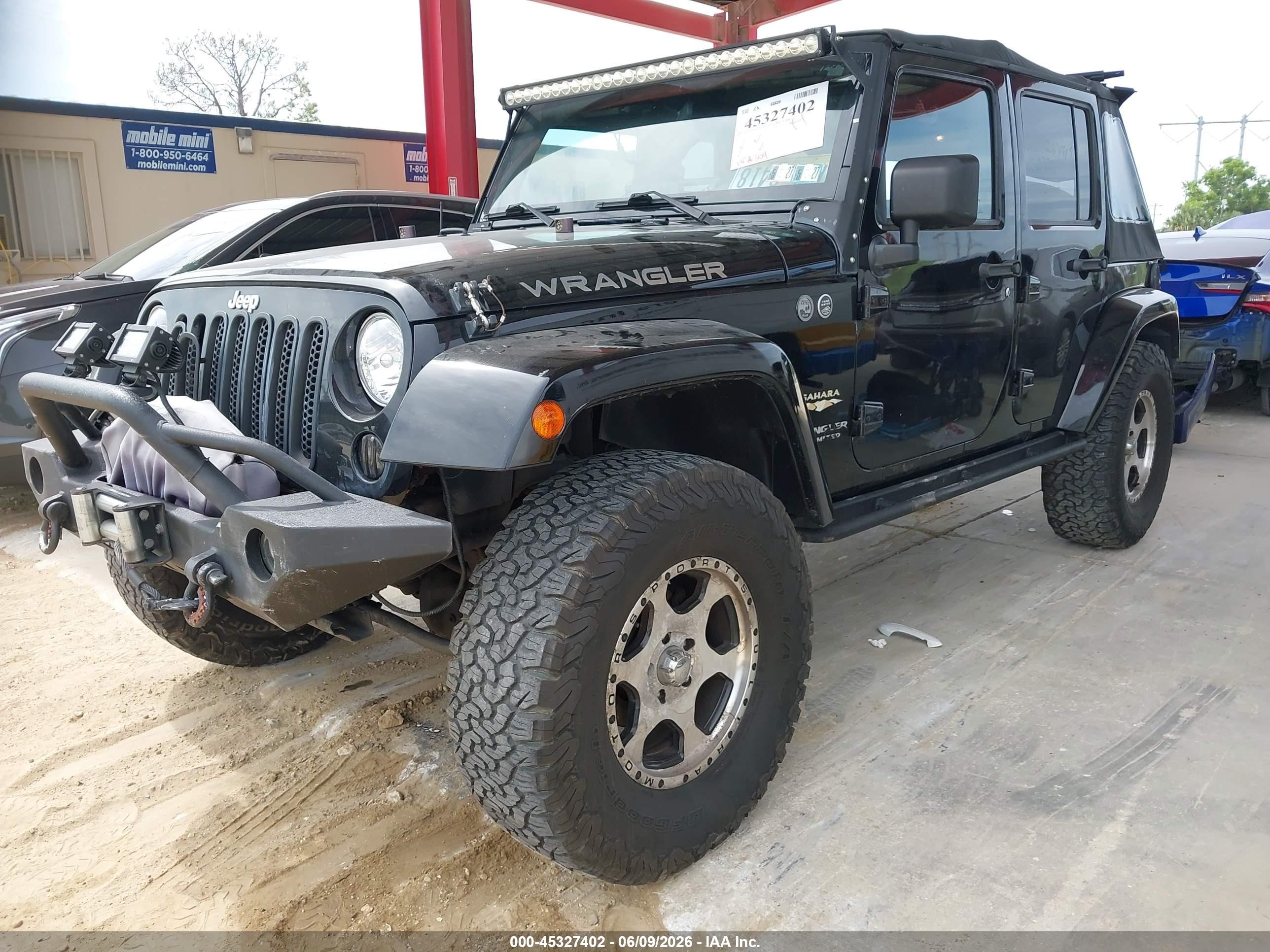 2008 Jeep Wrangler Unlimited Sahara Black vin: 1J8GA59188L587717