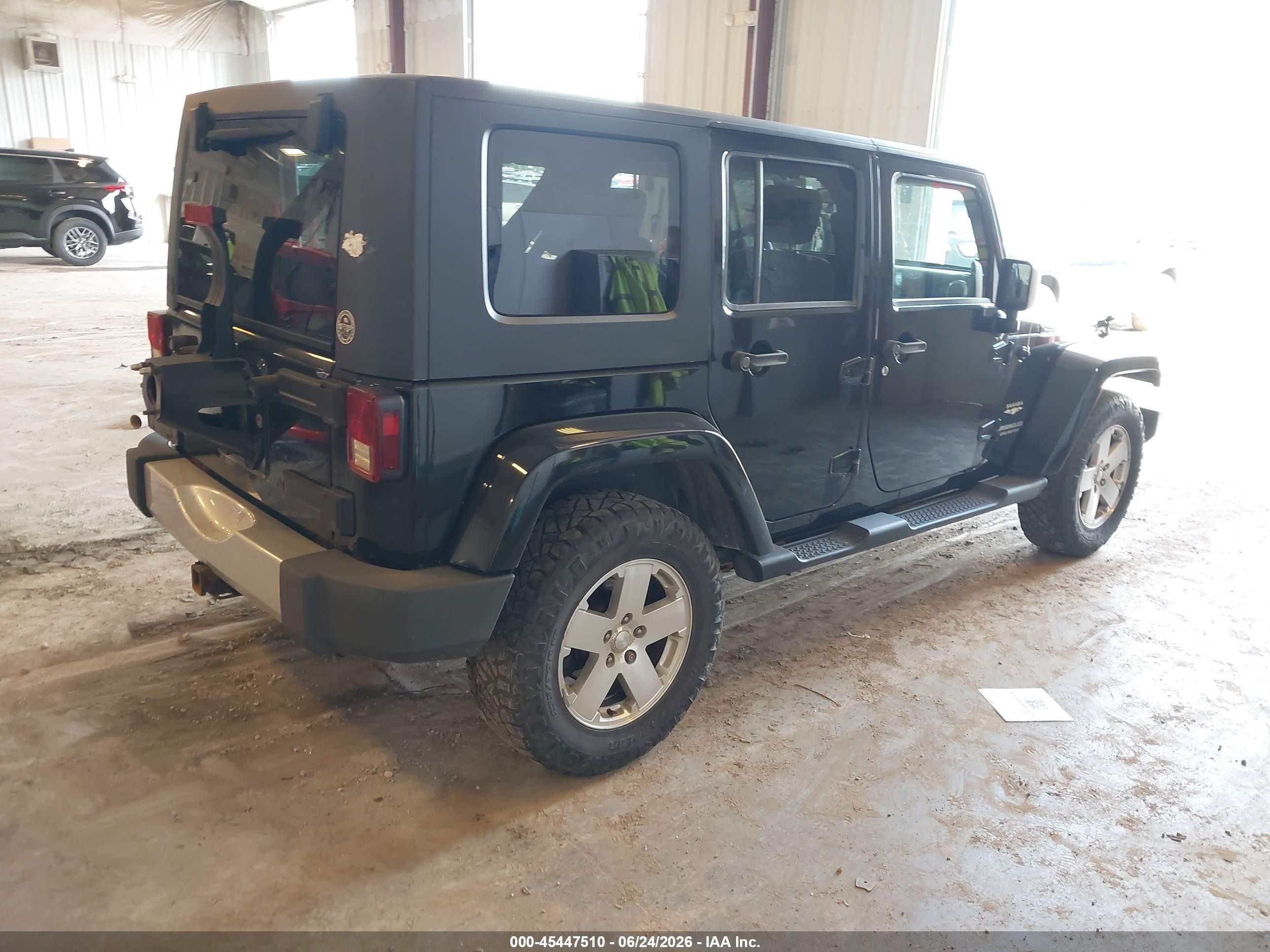 2008 Jeep Wrangler Unlimited Sahara Black vin: 1J8GA591X8L633676