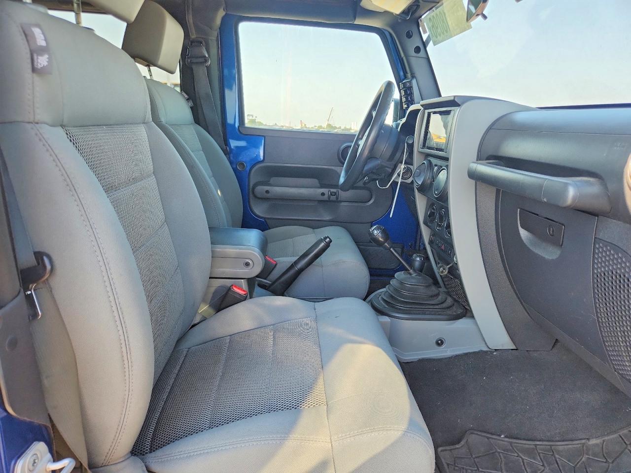 2009 Jeep Wrangler Rubicon Blue vin: 1J8GA641X9L755985