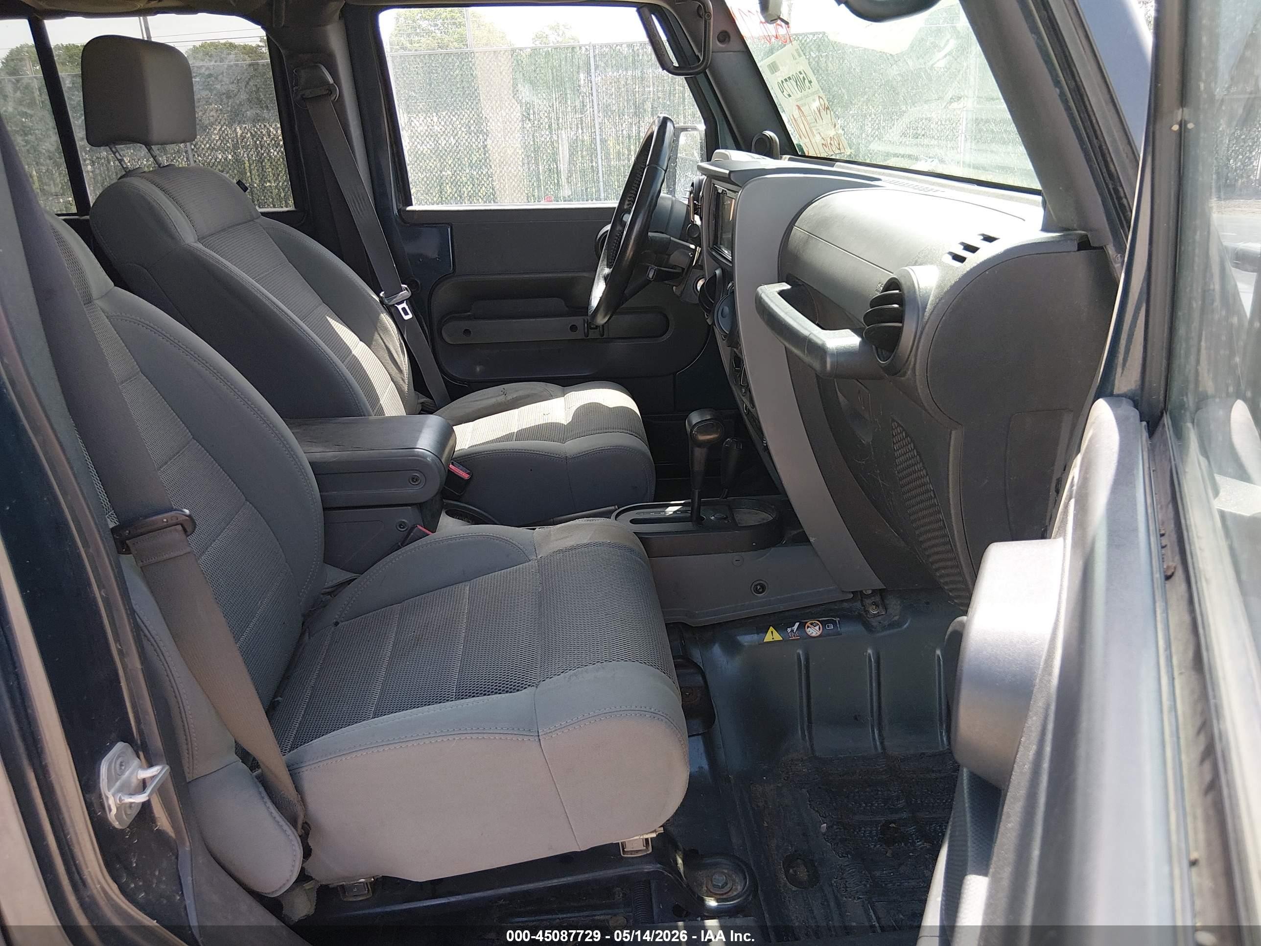 2007 Jeep Wrangler Unlimited Rubicon Blue vin: 1J8GA69127L144287