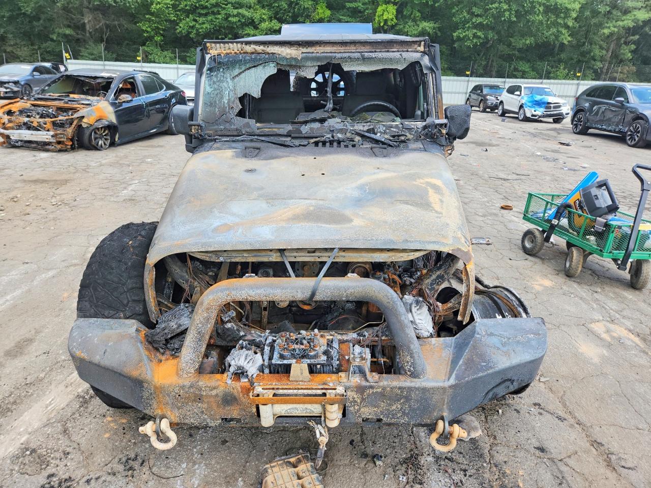 2008 Jeep Wrangler Unlimited Rubicon Silver vin: 1J8GA69178L601211