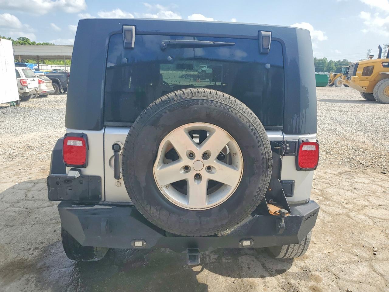 2009 Jeep Wrangler Unlimited Rubicon Серебряный vin: 1J8GA69179L774745