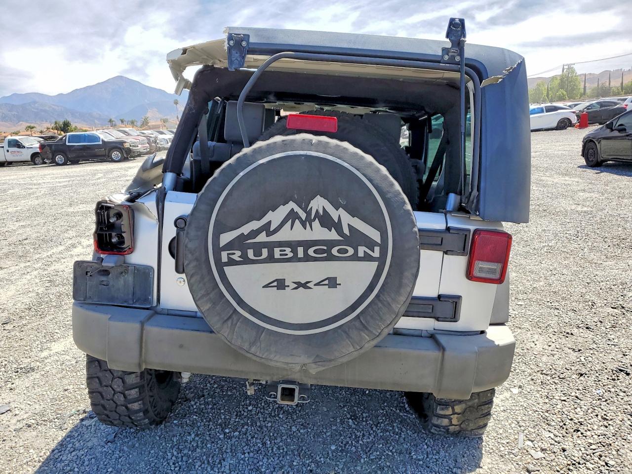 2007 Jeep Wrangler Rubicon Silver vin: 1J8GA69197L166657