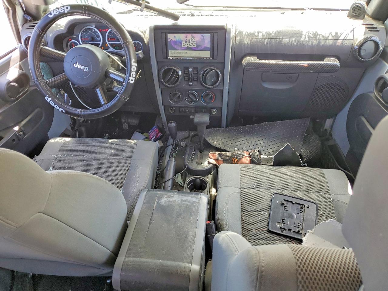 2007 Jeep Wrangler Rubicon Silver vin: 1J8GA69197L166657