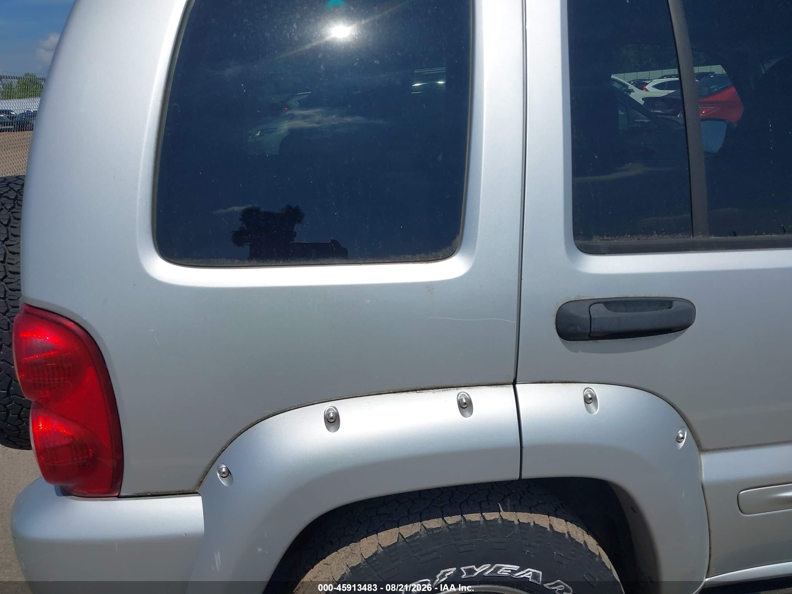 2002 Jeep Liberty Renegade Silver vin: 1J8GK38K02W348602