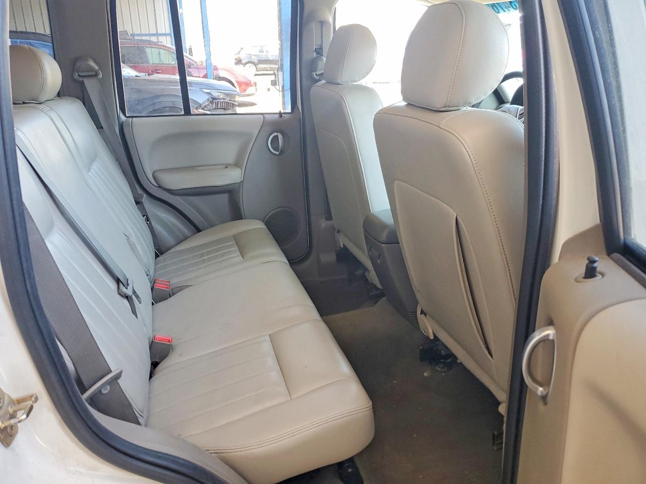 2006 Jeep Liberty Limited White vin: 1J8GK58K06W159465