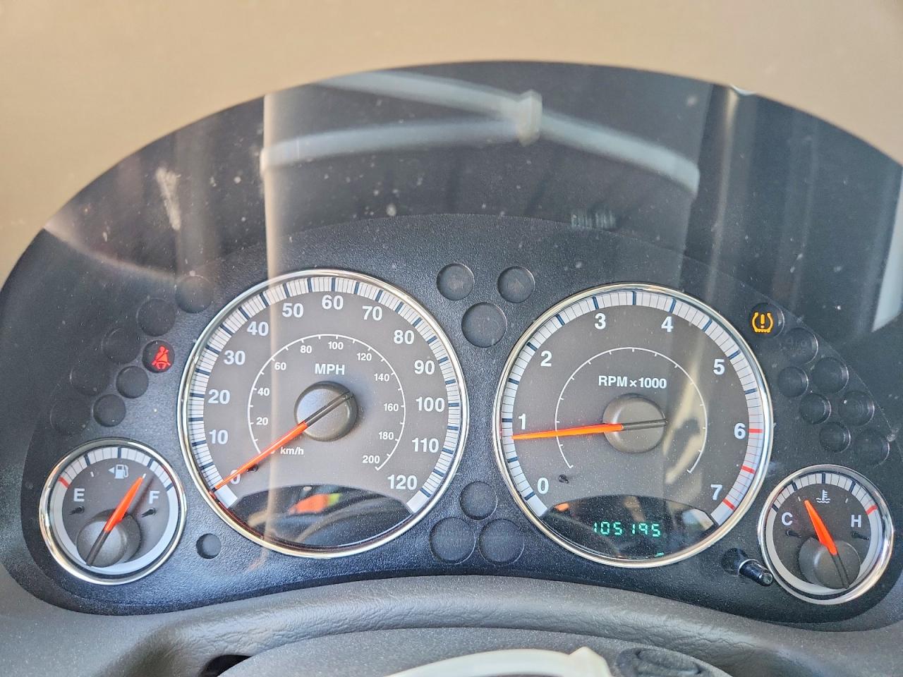 2007 Jeep Liberty Limited Бежевый vin: 1J8GK58K87W532821