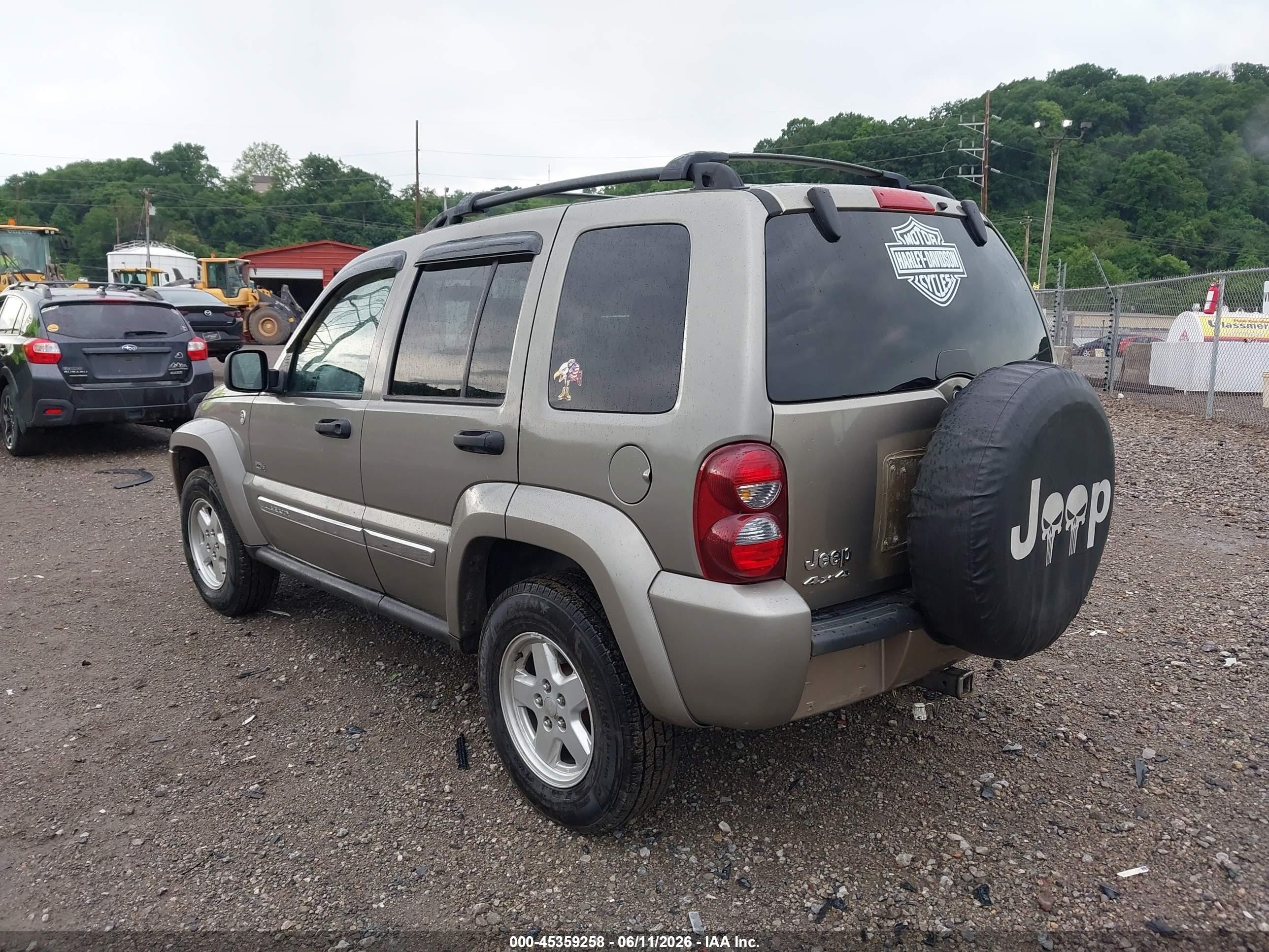 2006 Jeep Liberty Sport Gold vin: 1J8GL48K06W228016
