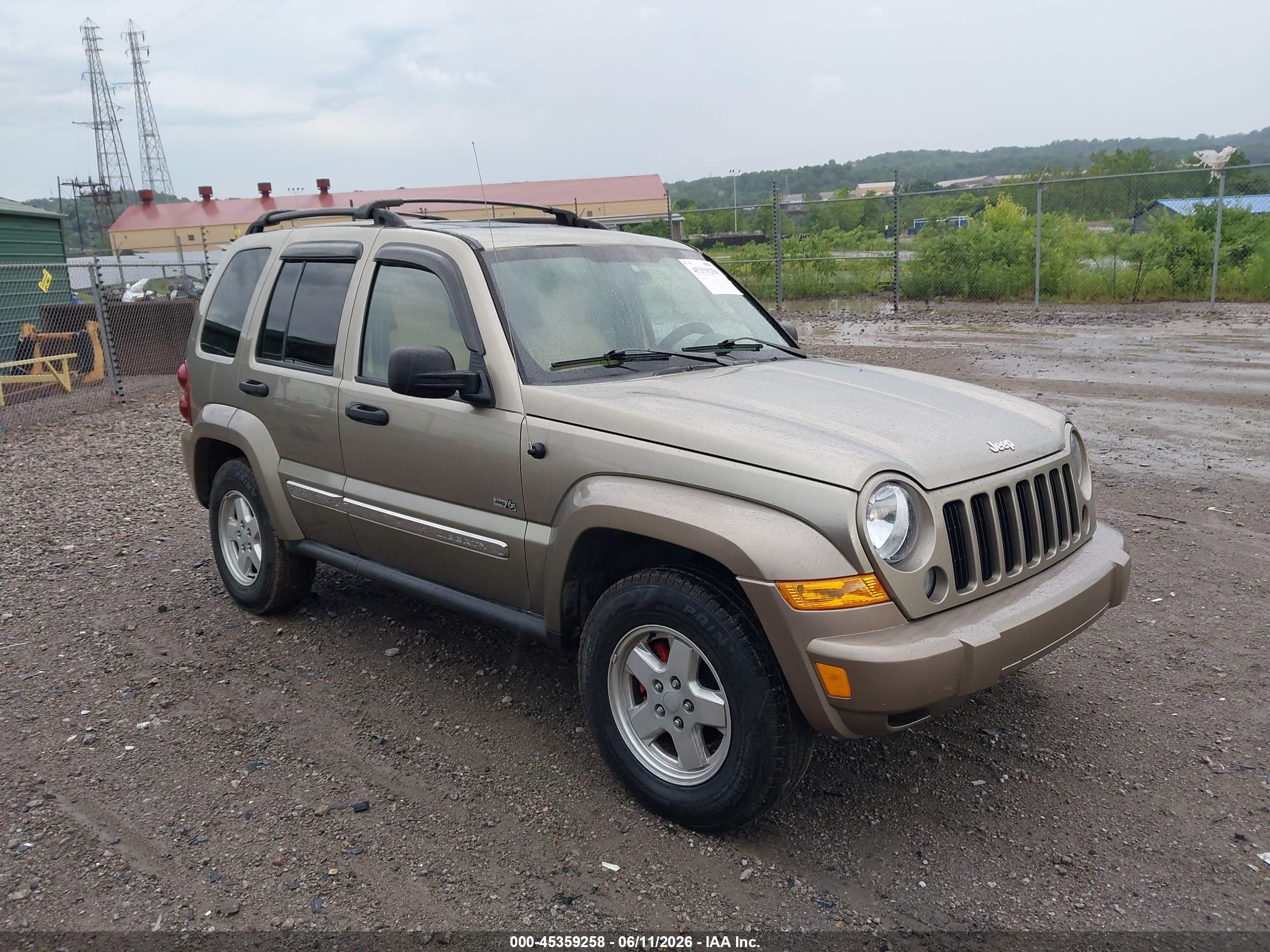 2006 Jeep Liberty Sport Gold vin: 1J8GL48K06W228016