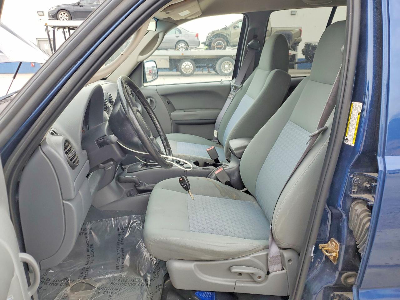 2005 Jeep Liberty Sport Blue vin: 1J8GL48K75W602765