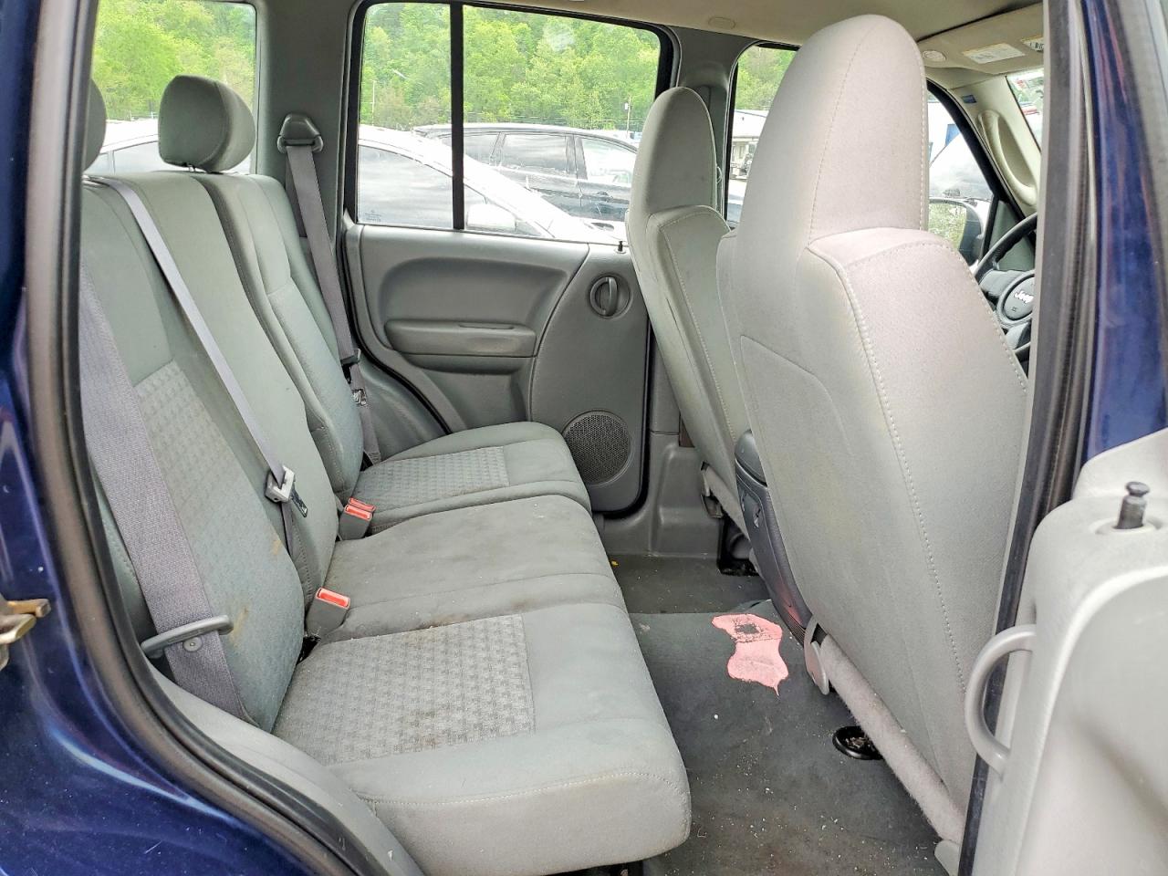 2007 Jeep Liberty Sport Blue vin: 1J8GL48K77W665223