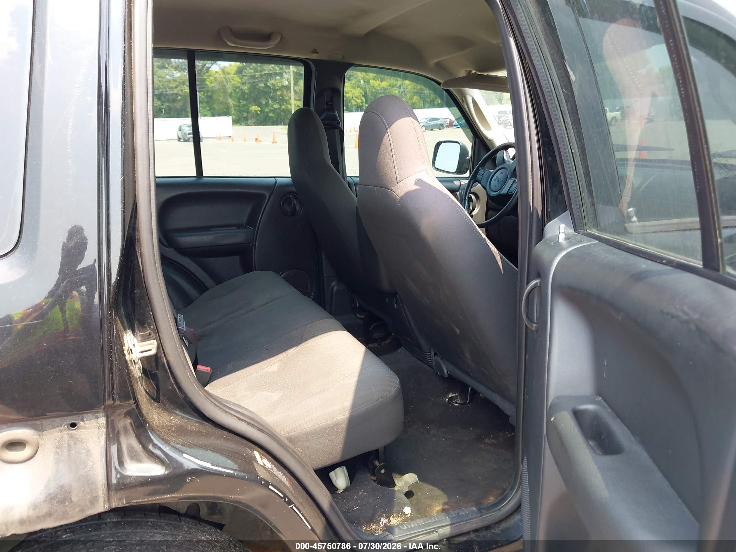 2004 Jeep Liberty Sport Black vin: 1J8GL48K94W318875