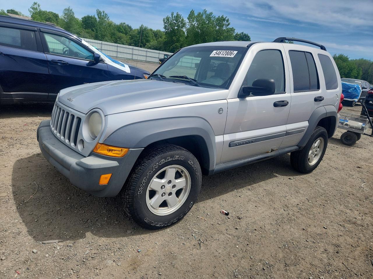 2005 Jeep Liberty Sport Silver vin: 1J8GL48K95W663650