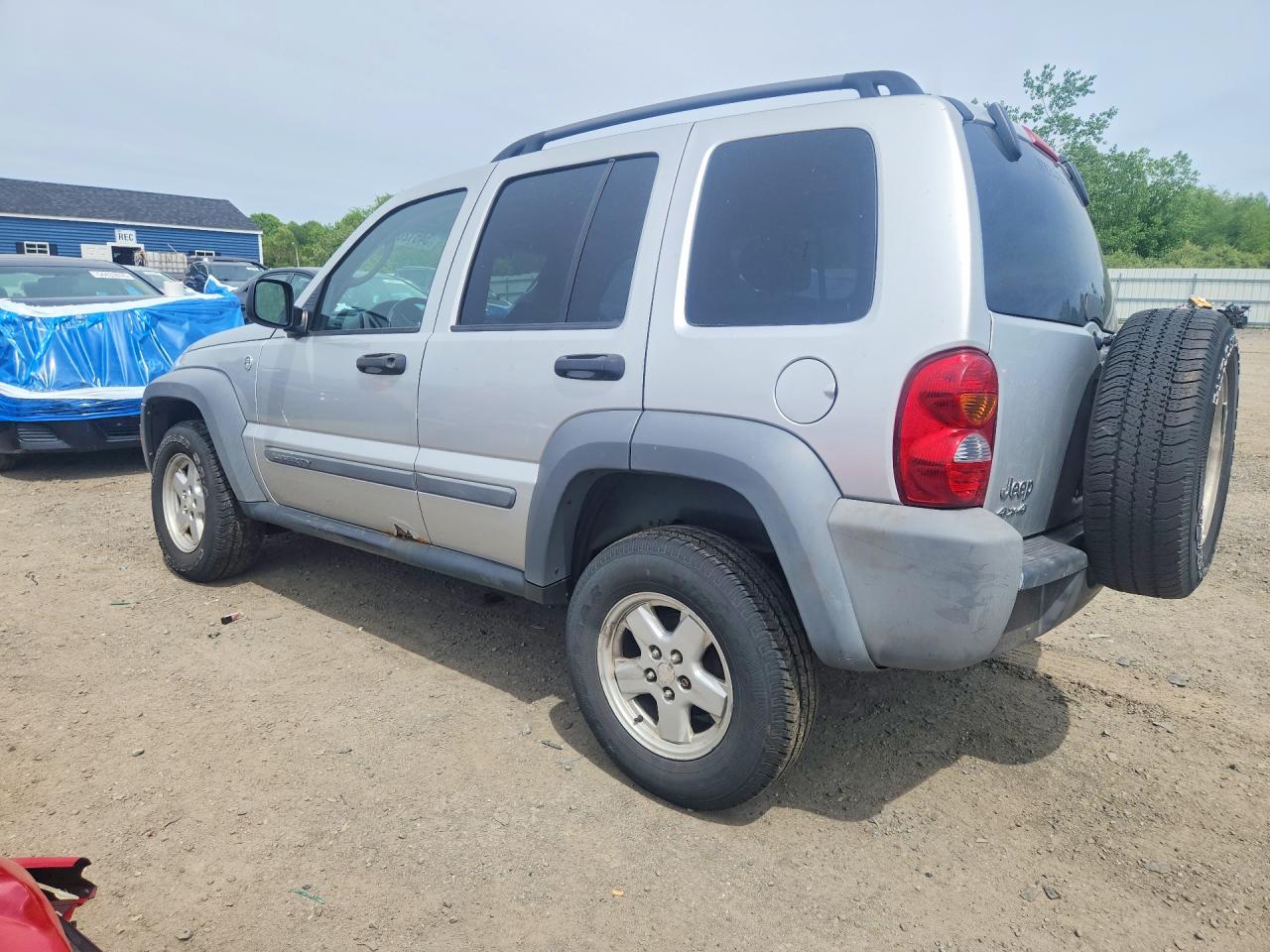 2005 Jeep Liberty Sport Silver vin: 1J8GL48K95W663650