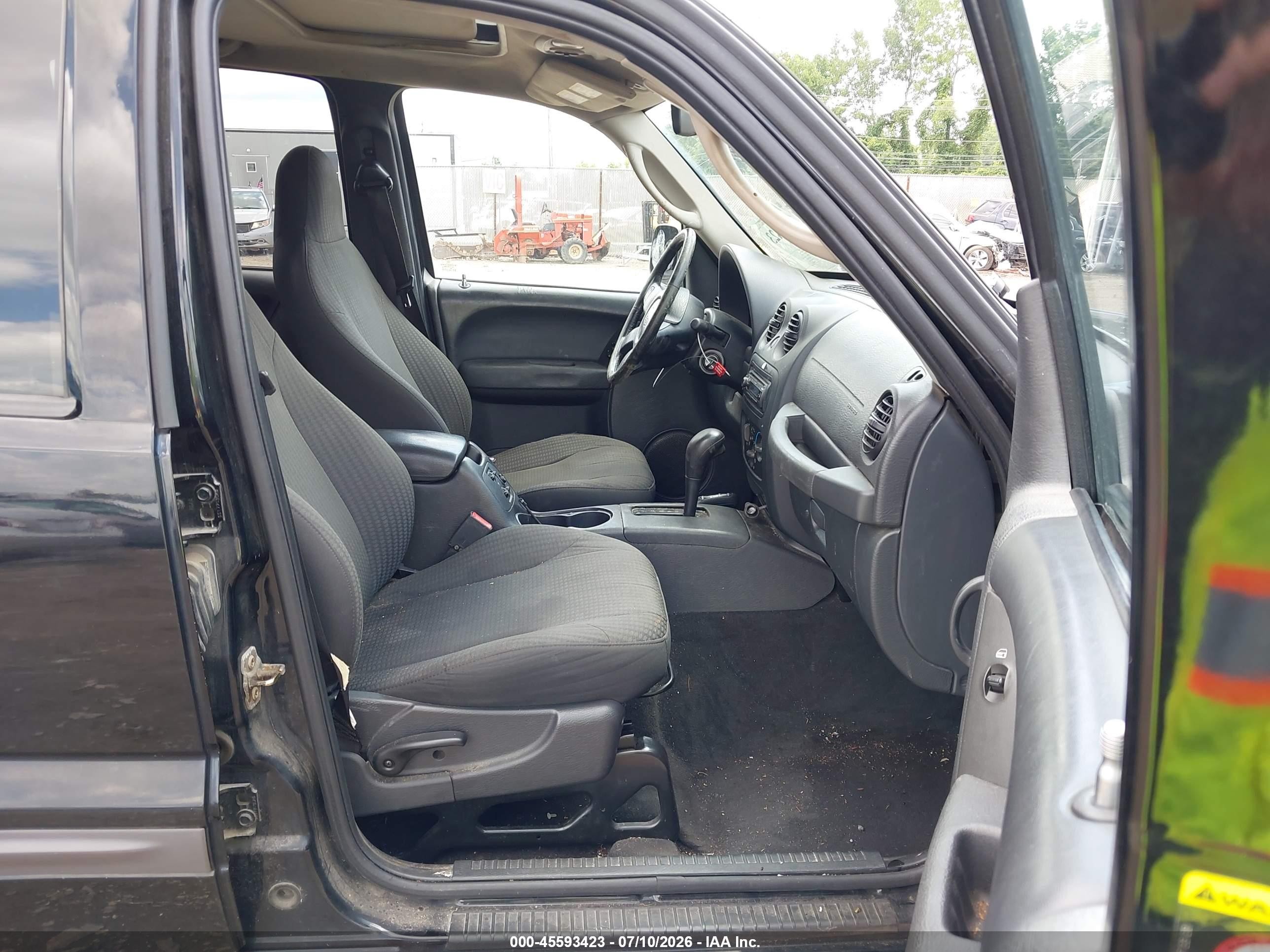 2004 Jeep Liberty Sport Black vin: 1J8GL48KX4W329691