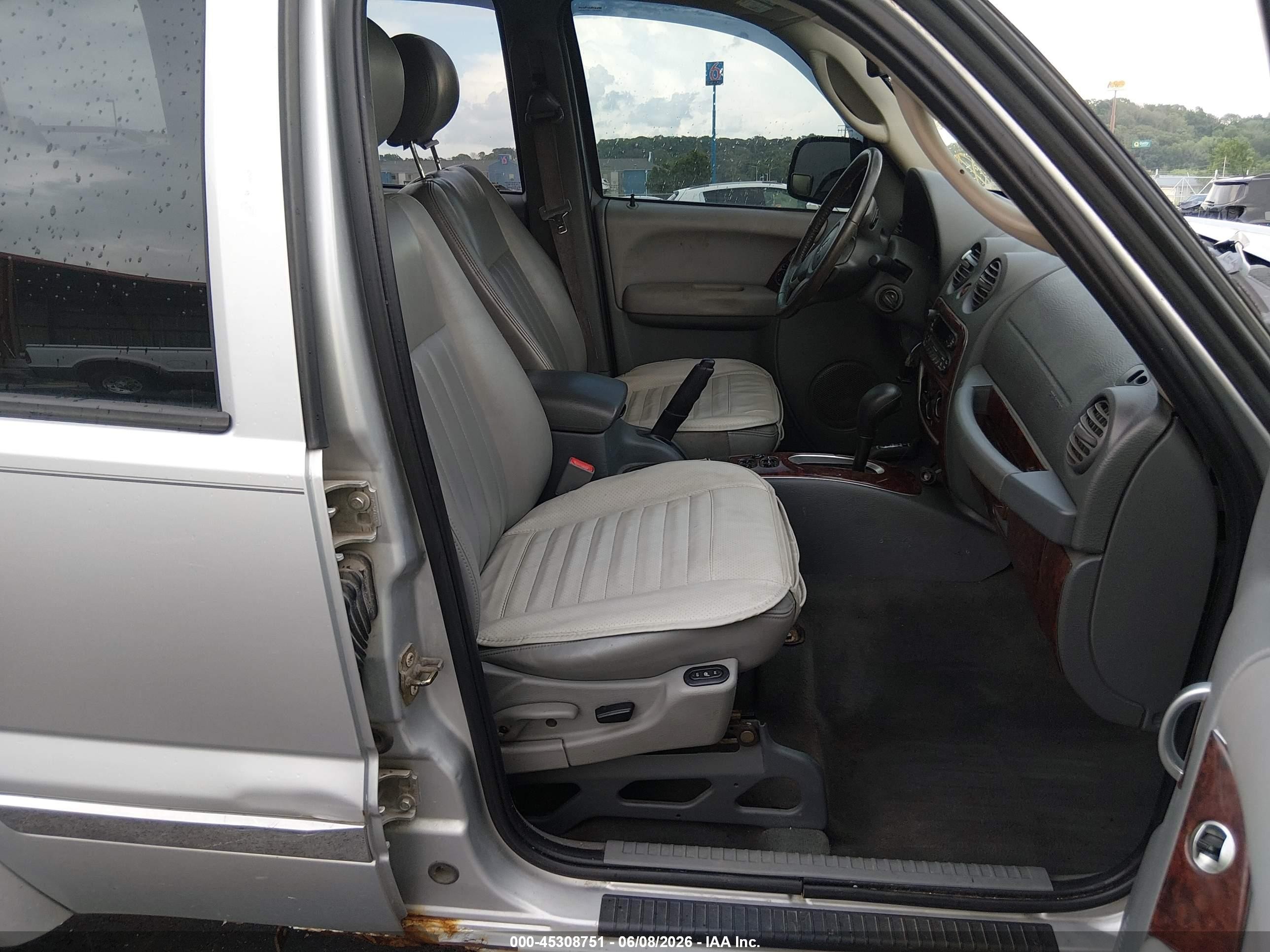 2006 Jeep Liberty Limited Edition Silver vin: 1J8GL58566W229624