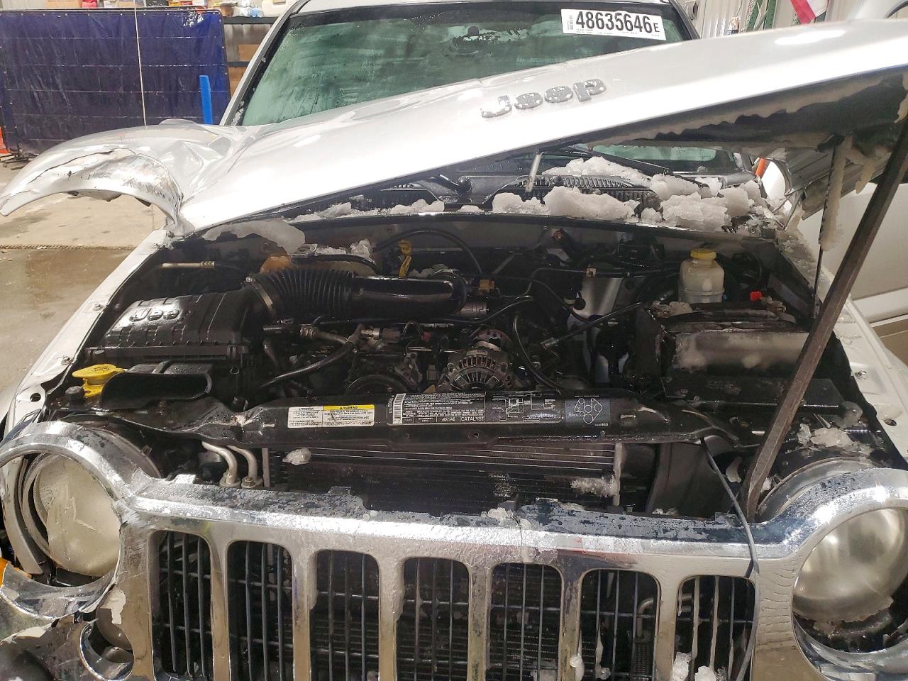 2005 Jeep Liberty Limited Silver vin: 1J8GL58K95W684598
