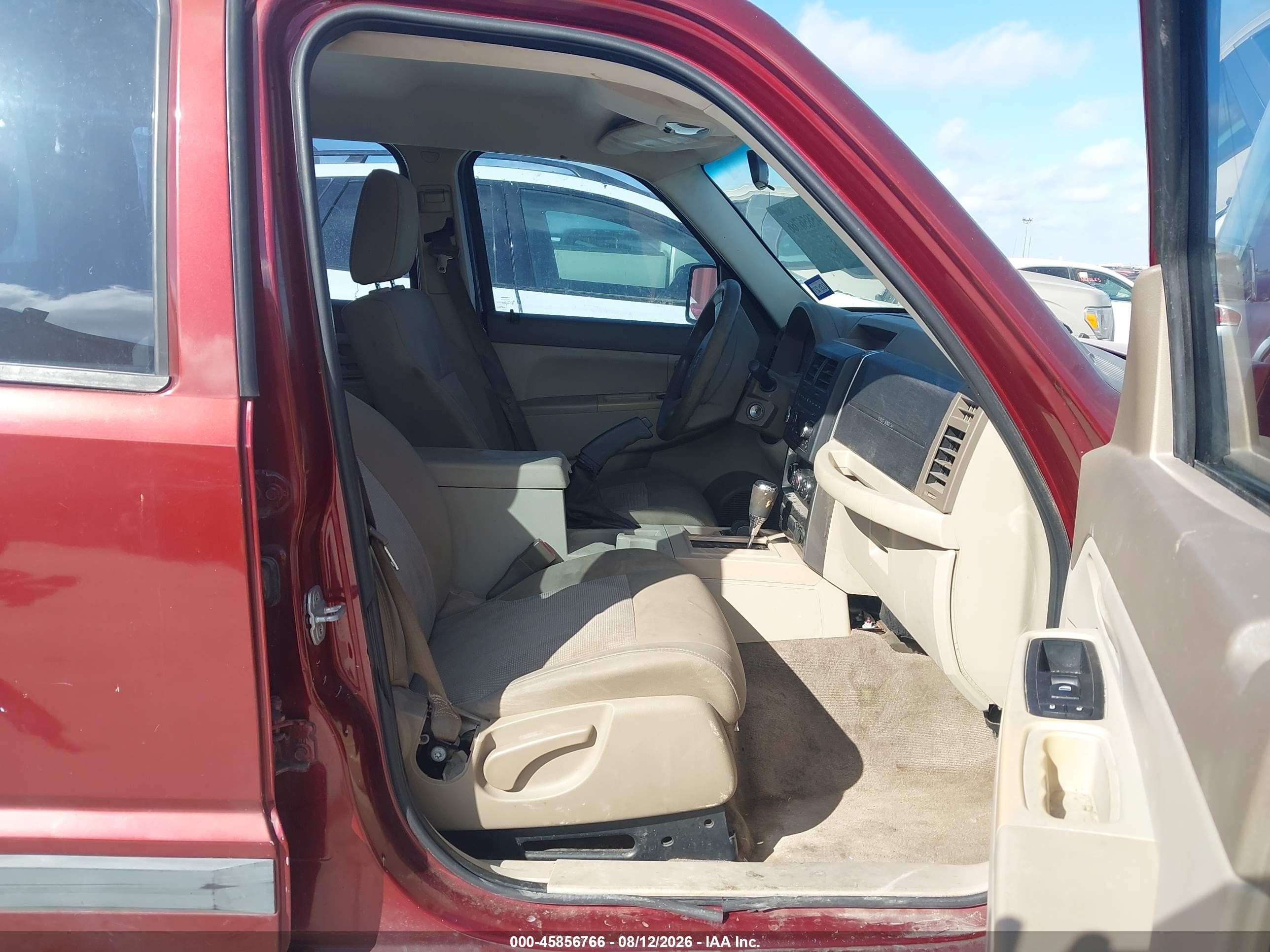 2008 Jeep Liberty Sport Maroon vin: 1J8GN28K08W143954