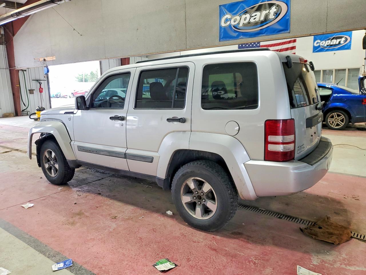 2008 Jeep Liberty Sport Silver vin: 1J8GN28K08W246789