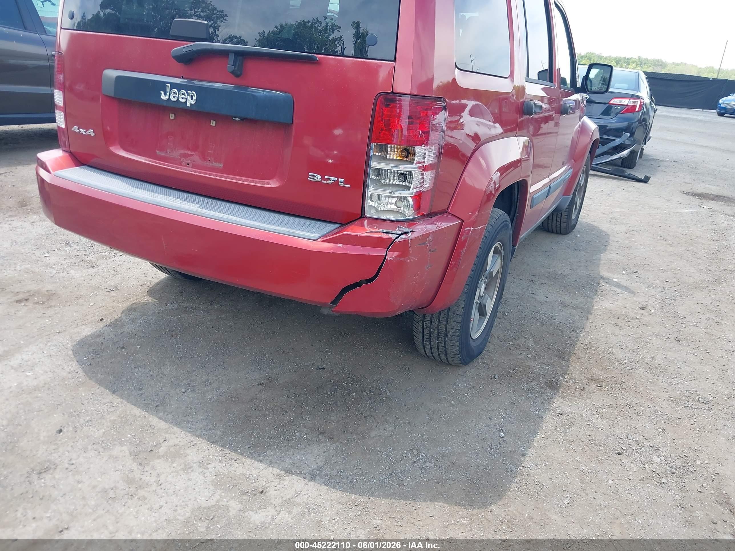 2008 Jeep Liberty Sport Red vin: 1J8GN28K18W105584