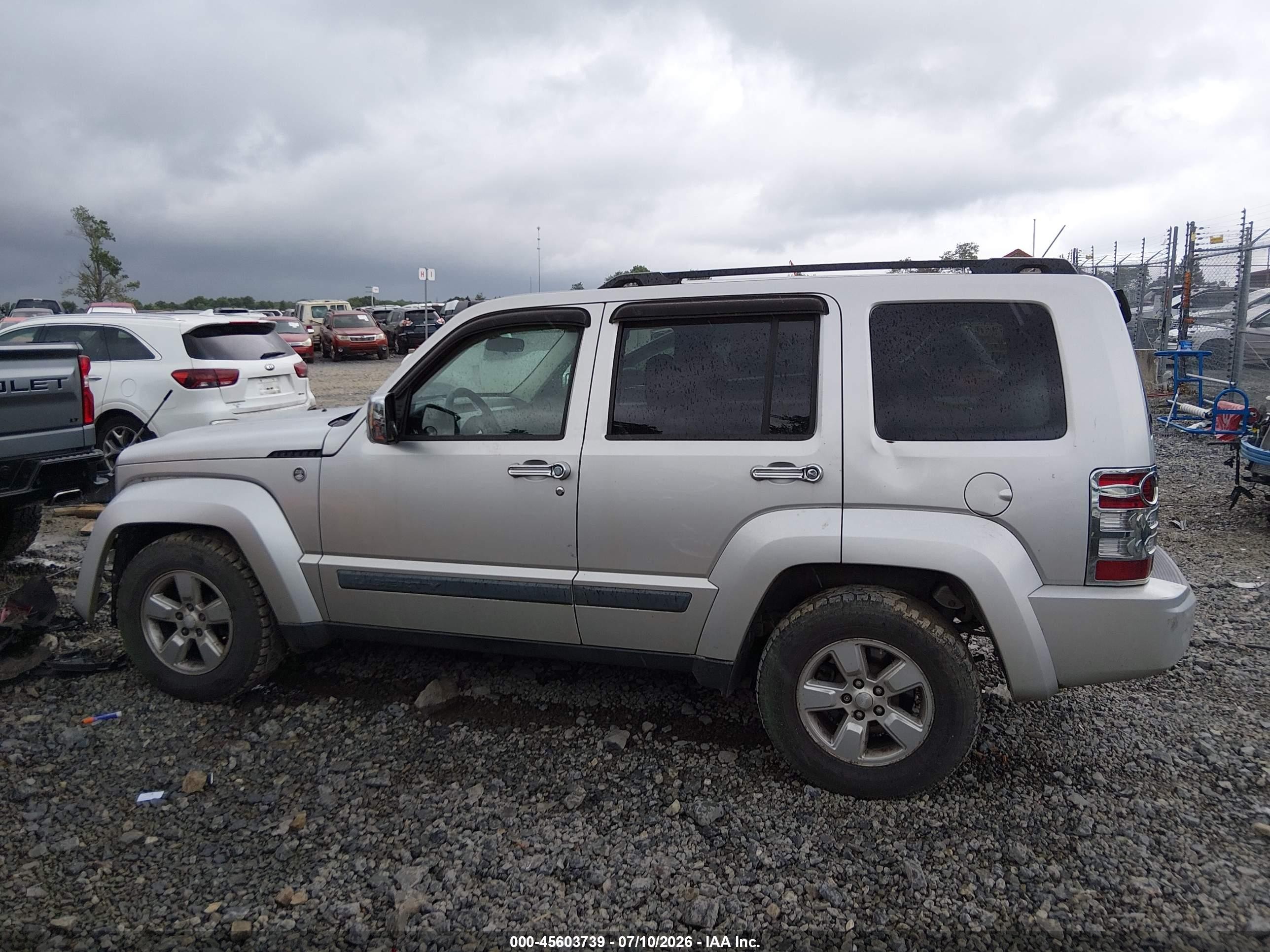 2009 Jeep Liberty Sport Silver vin: 1J8GN28K29W514775