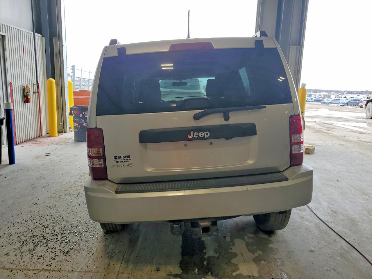 2009 Jeep Liberty Sport Silver vin: 1J8GN28K29W540857