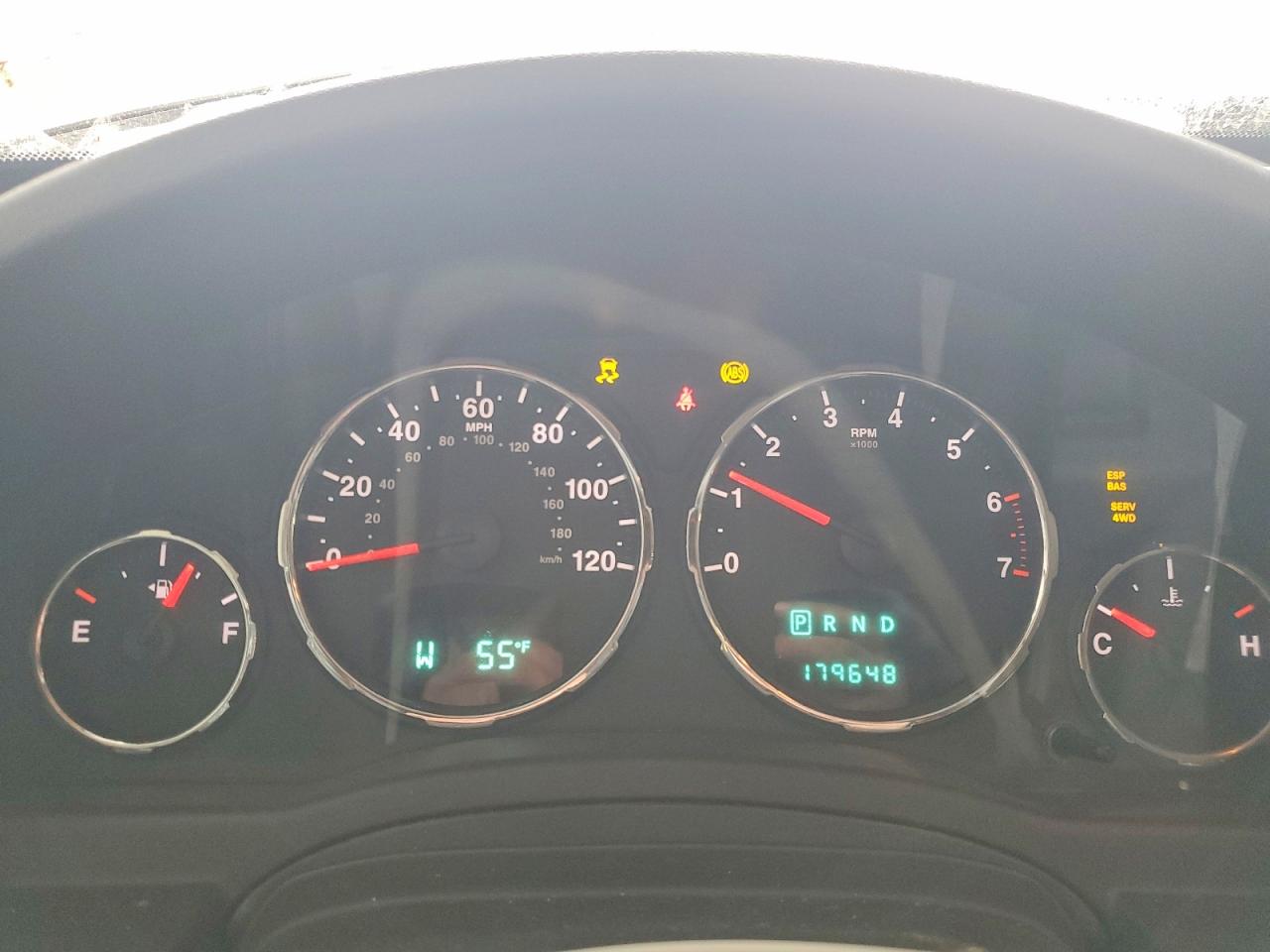 2009 Jeep Liberty Sport Silver vin: 1J8GN28K29W540857