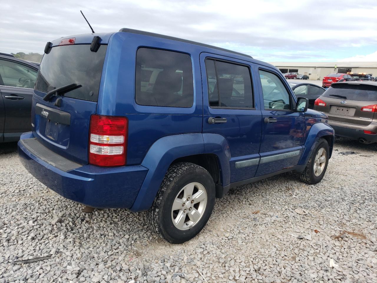 2009 Jeep Liberty Sport Синий vin: 1J8GN28K39W548224