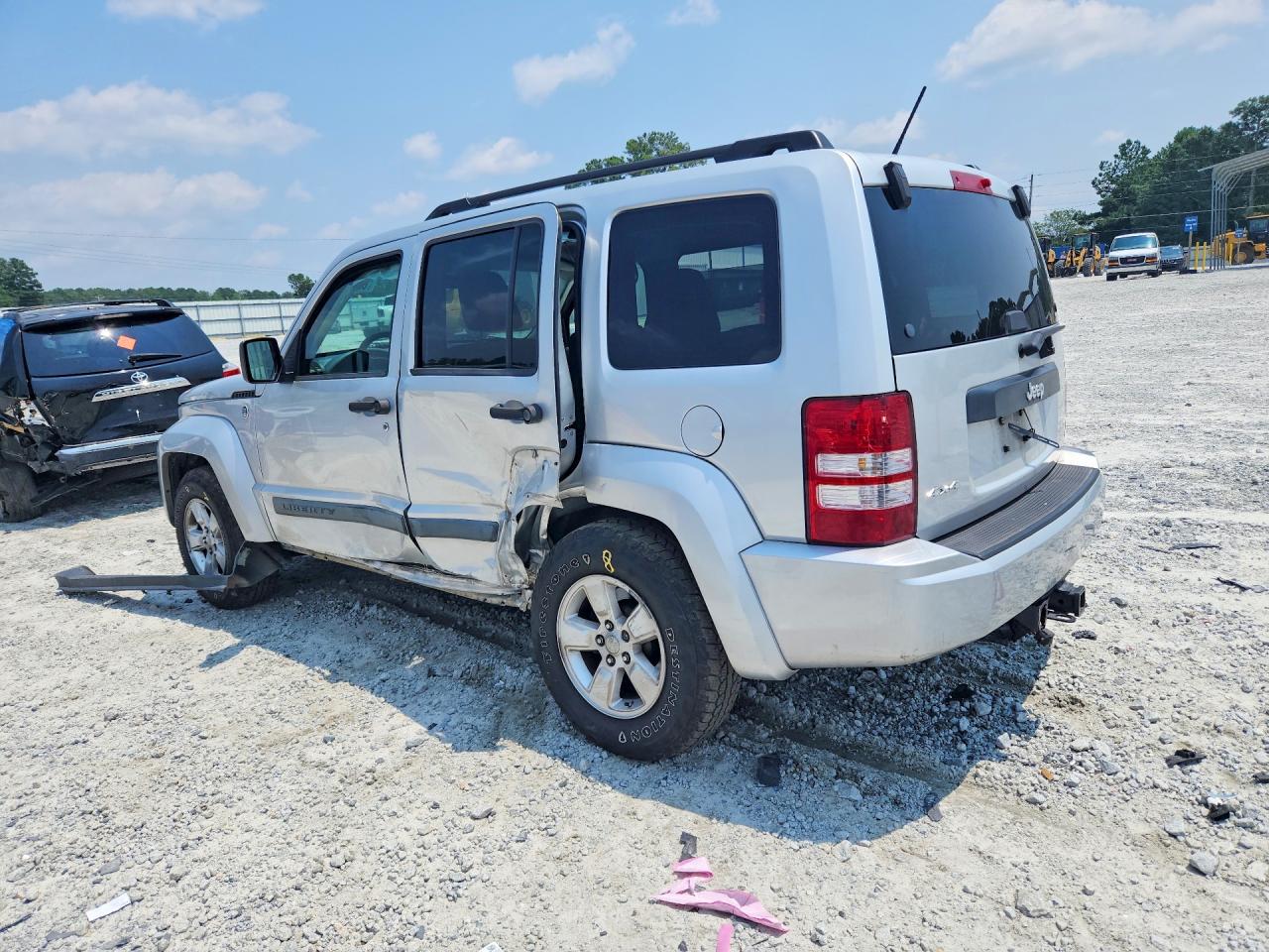 2009 Jeep Liberty Sport Silver vin: 1J8GN28K49W540813